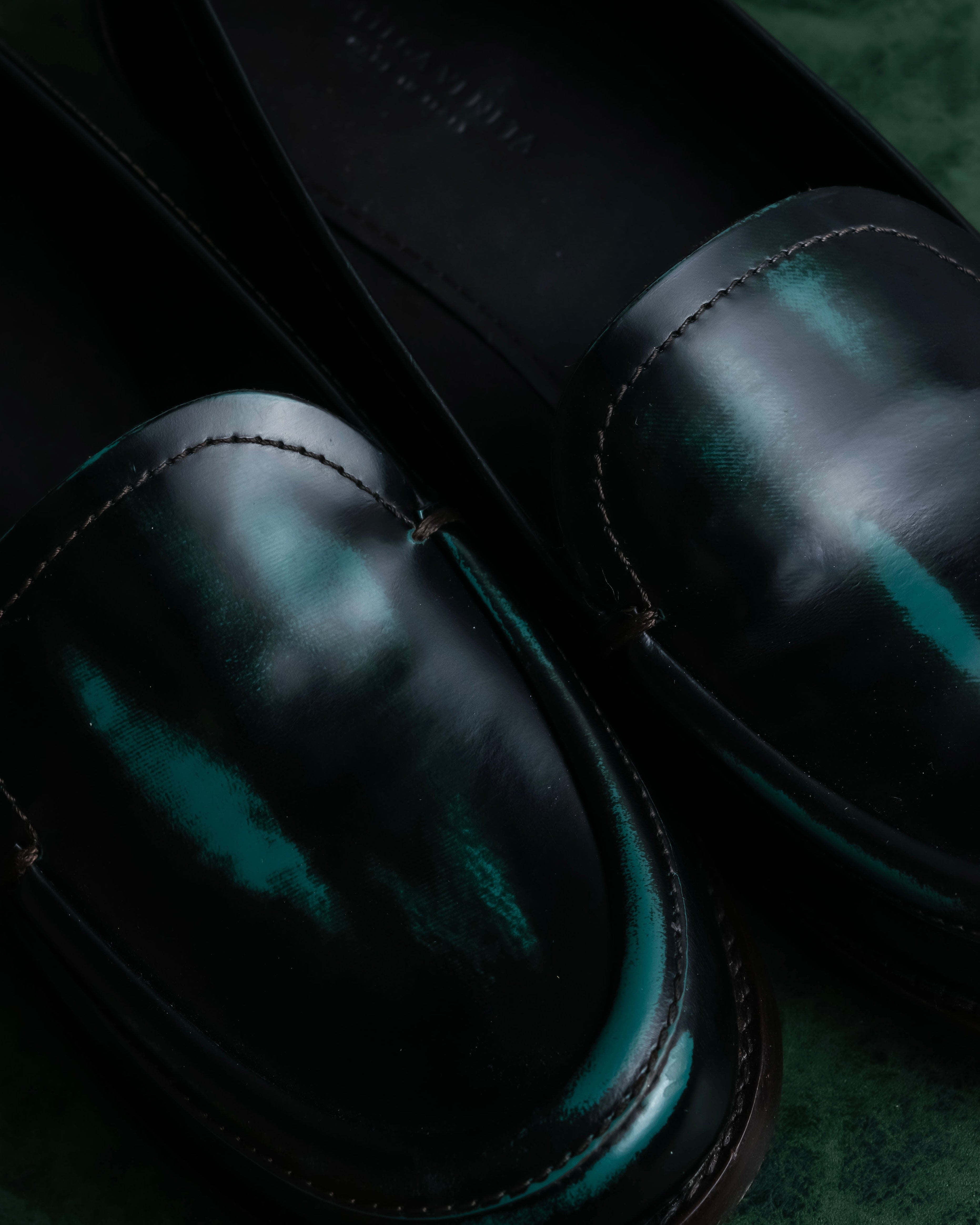 "BOTTEGA VENETA" Gradient emerald color leather loafers