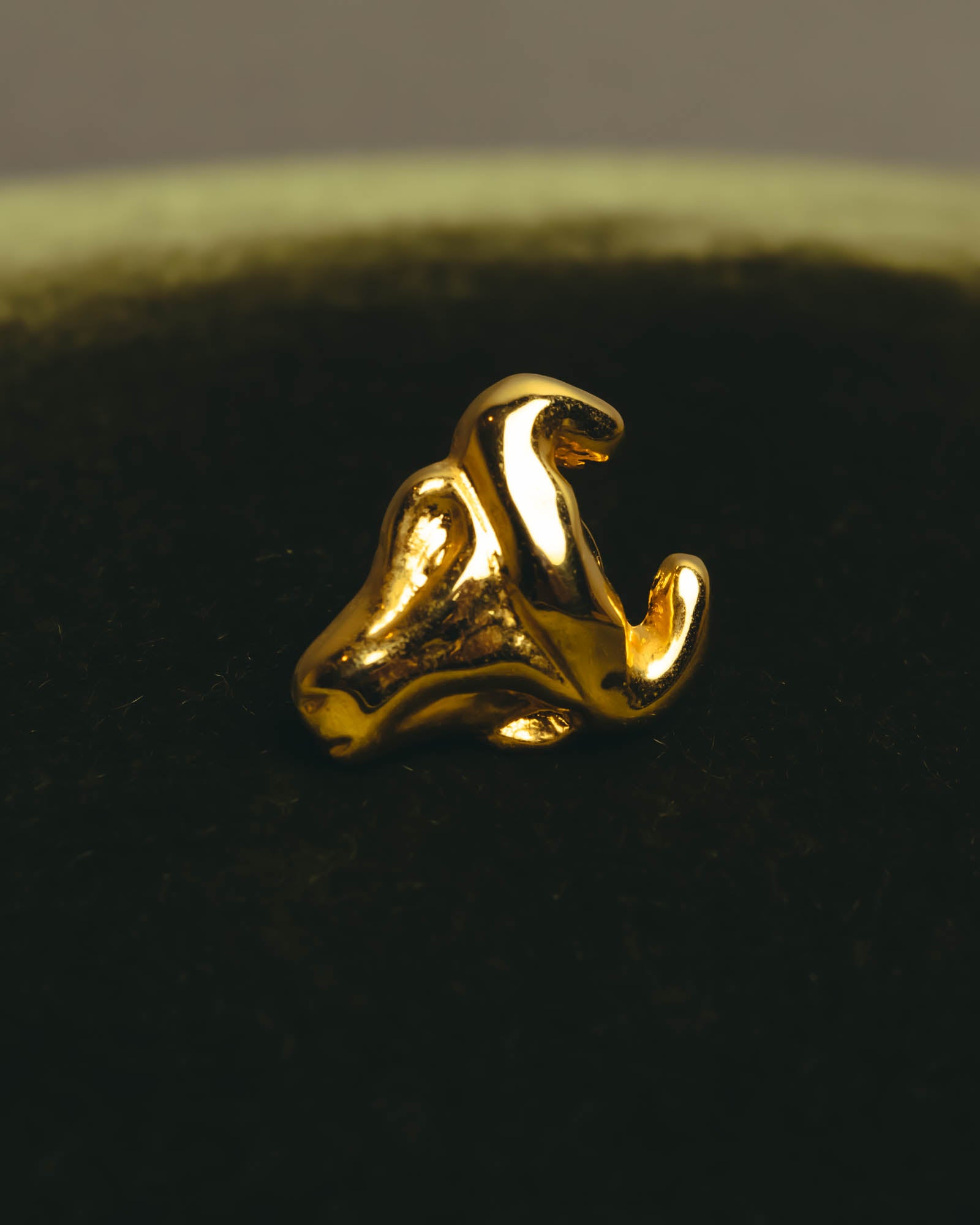 "Crédit Agricole" 90's Gold bull lapel pin
