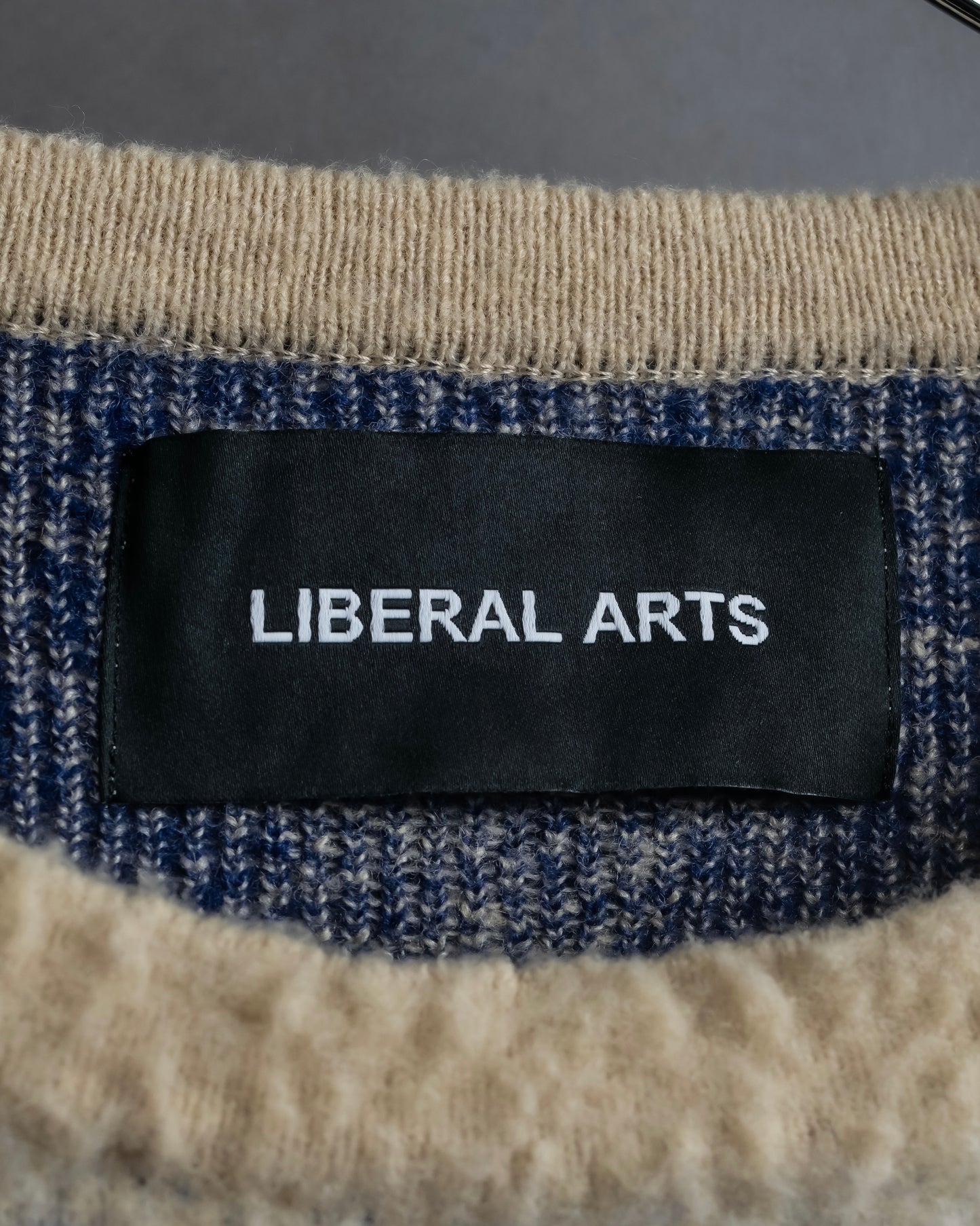 "LIBERAL ARTS" Star pattern oversized knit pullover