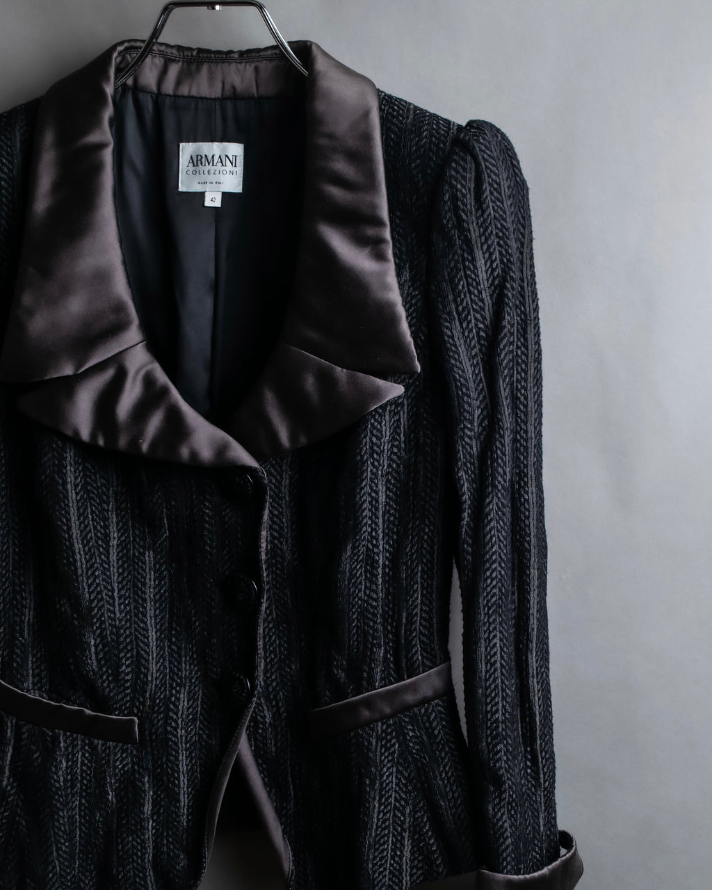 "ARMANI COLLEZIONI" Satin switch design knit tailored jacket