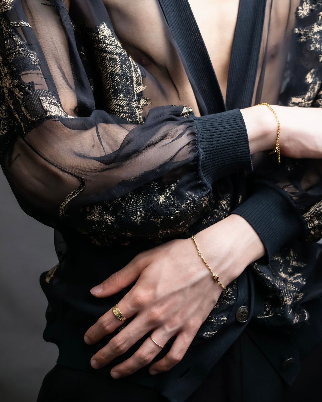 "HERMES" Embroidered design see through cardigan