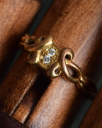 "Christian Dior" Diamond top design gold ring