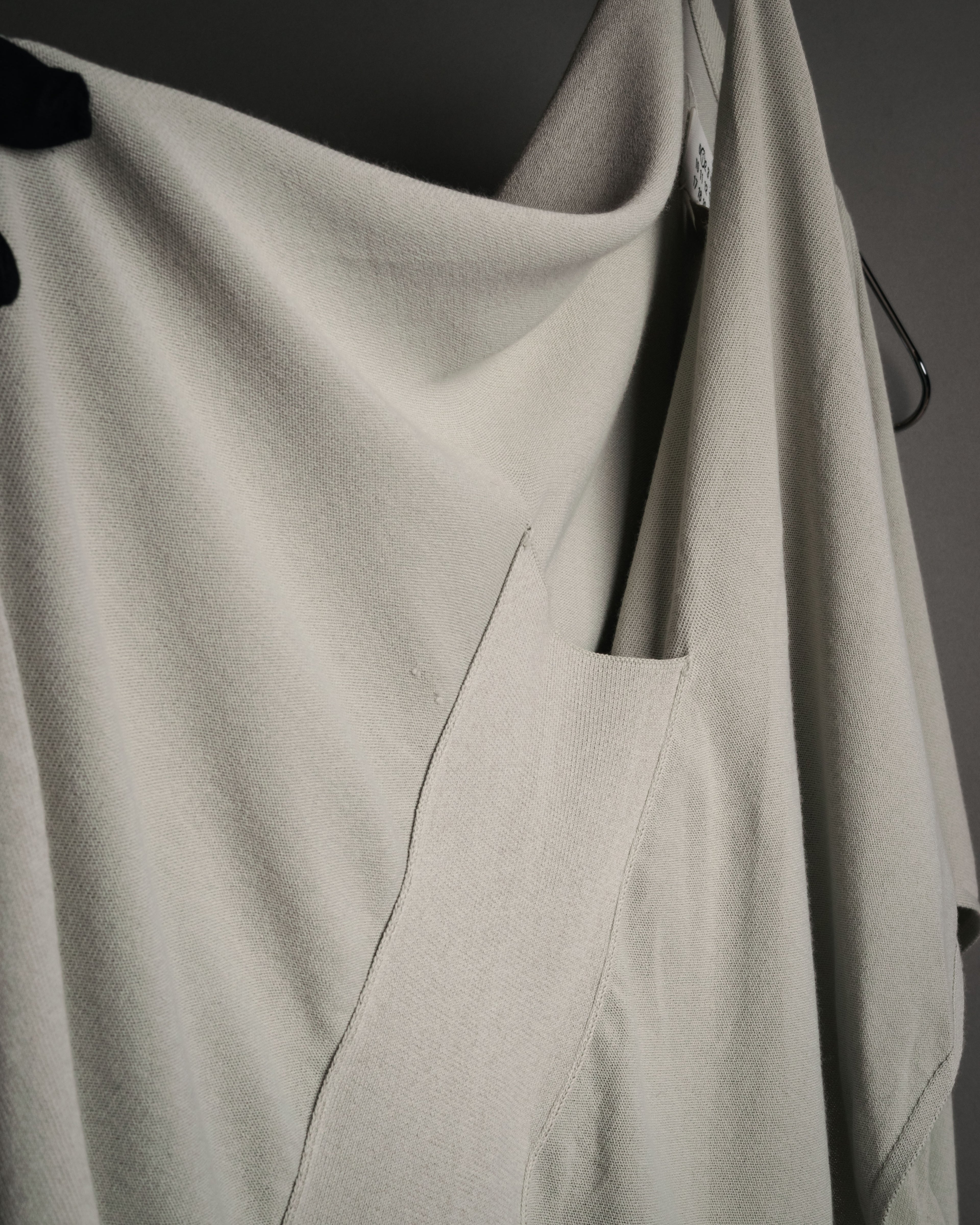 “Maison Margiela” 2015SS deconstructed cape knit top