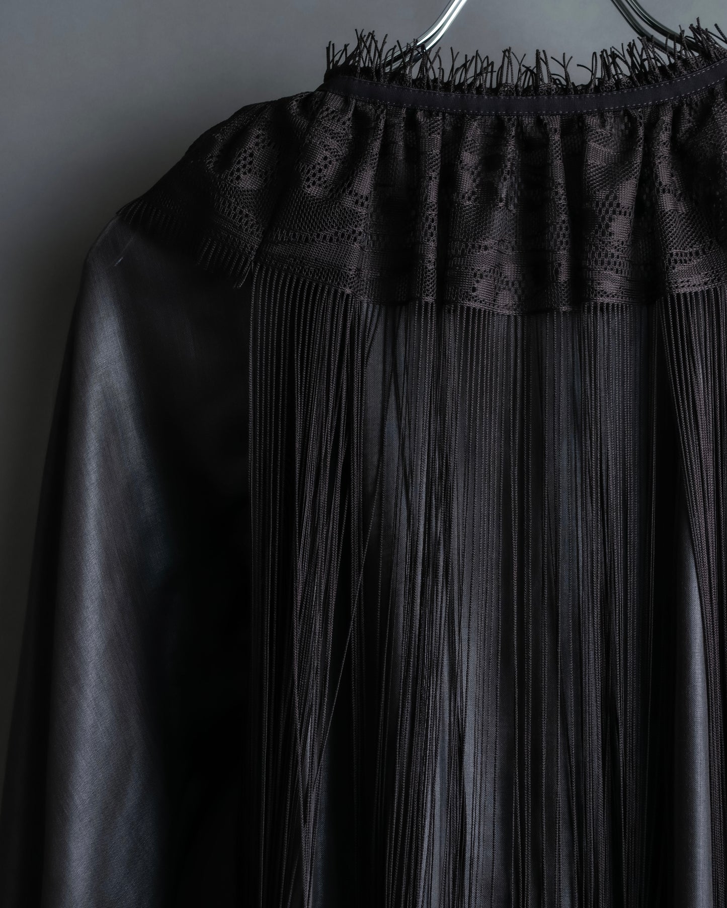 "ISSEY MIYAKE" Fringe design embroidered jacket