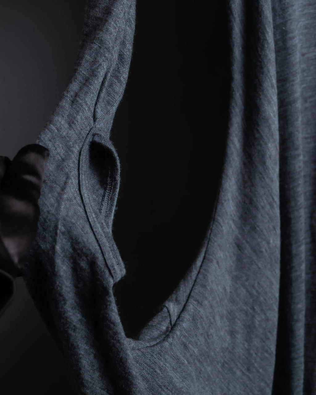 "JUNYA WATANABE COMME des GARCONS" 2008AW Collection Pieces Connected arms design knit