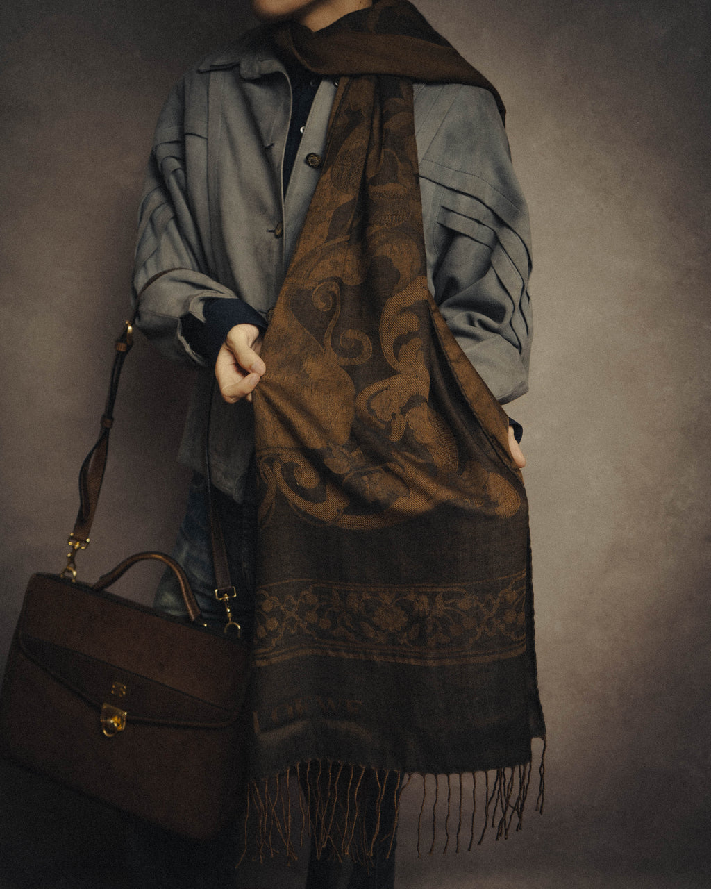 -SPECIAL- “LOEWE” 90’s-00’s Botanical anagram jacquard fringe stole