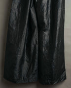 -MOOD Vintage Collections-
90’s-00’s Shiny textured wide leg trousers