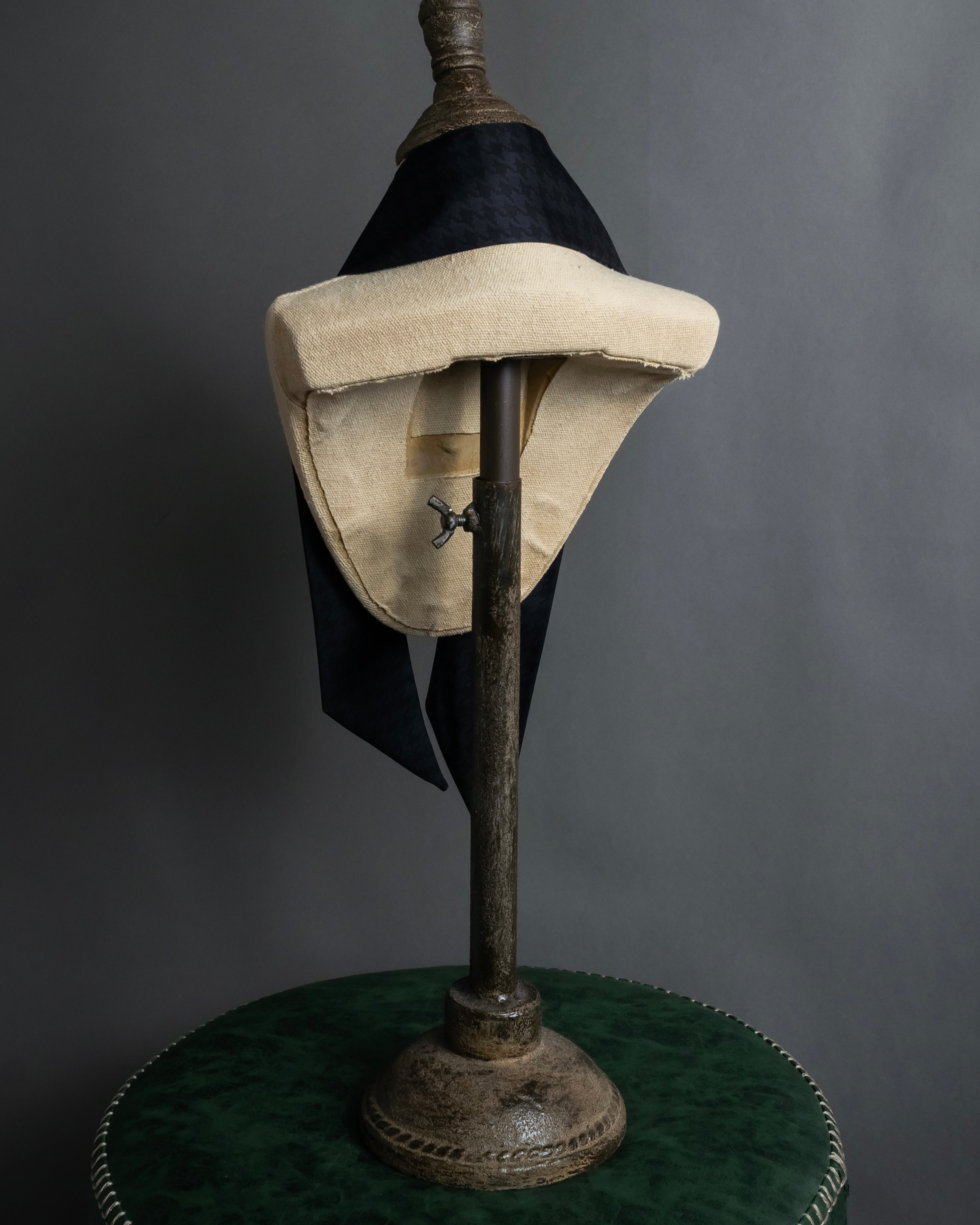 -MOOD Christmas Collection-
"Dior" Classic houndstooth pattern Mitza scarf