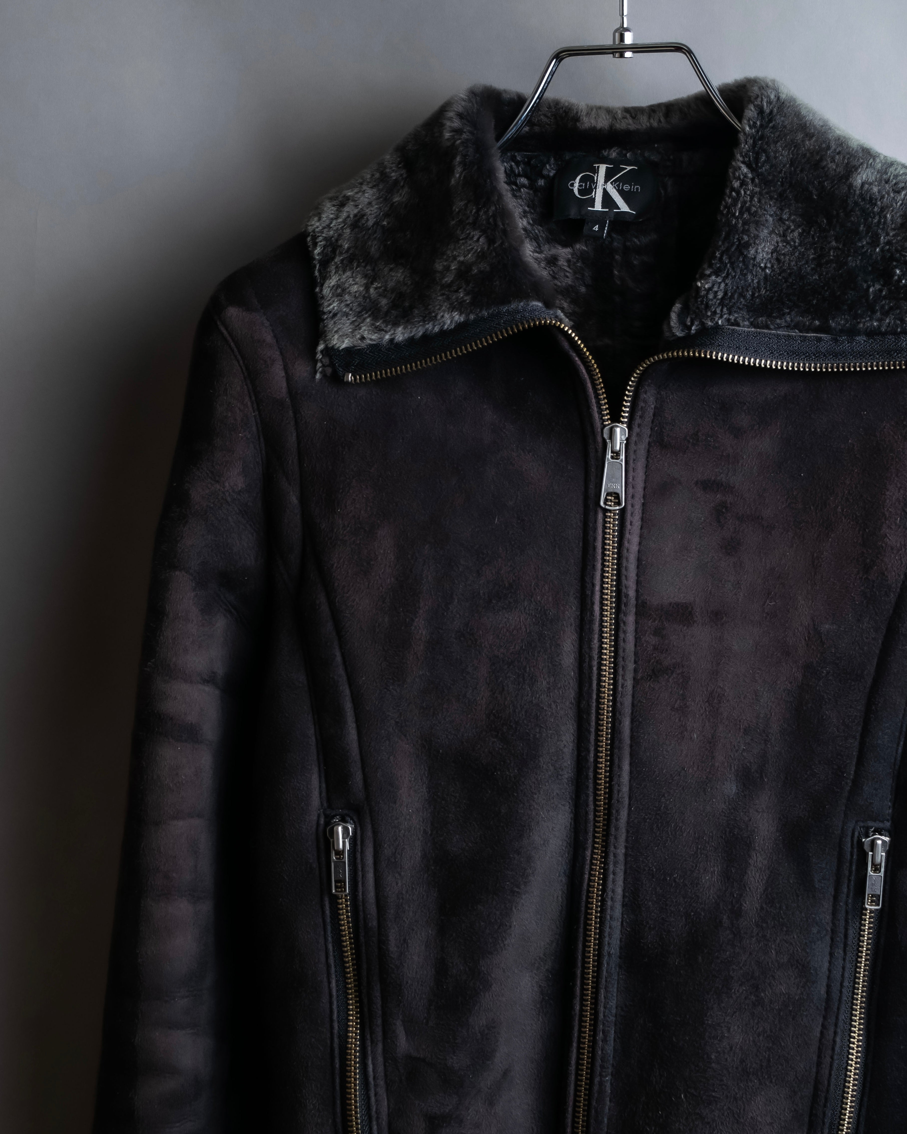 "CALVIN KLEIN" Mouton design zip-up suede jacket