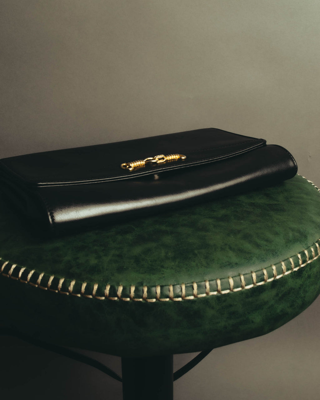 "CELINE" 70's-80's Classic horsebit leather shoulder handbag