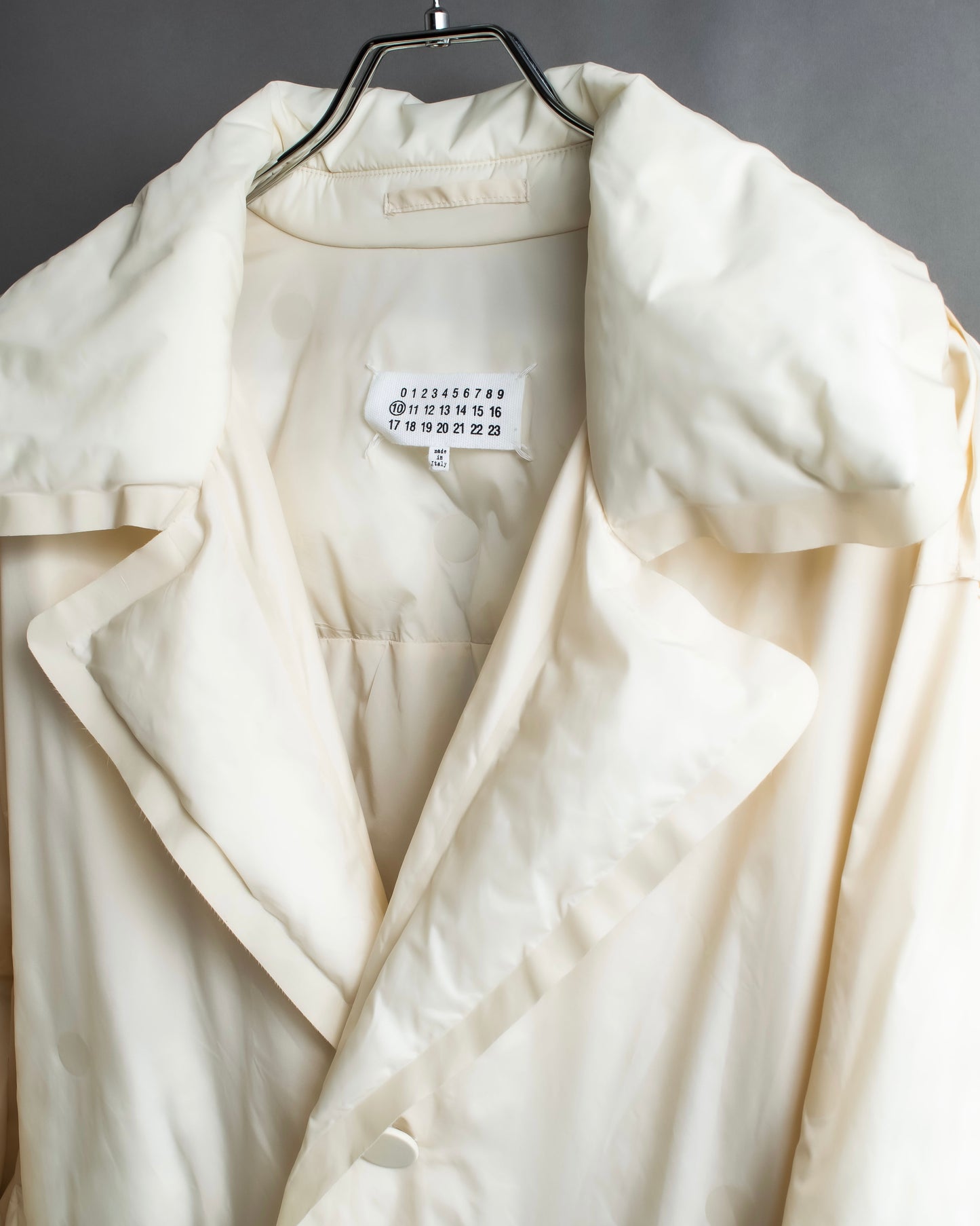 "MAISON MARGIELA" Offwhite color quilted padded oversized tailored coat