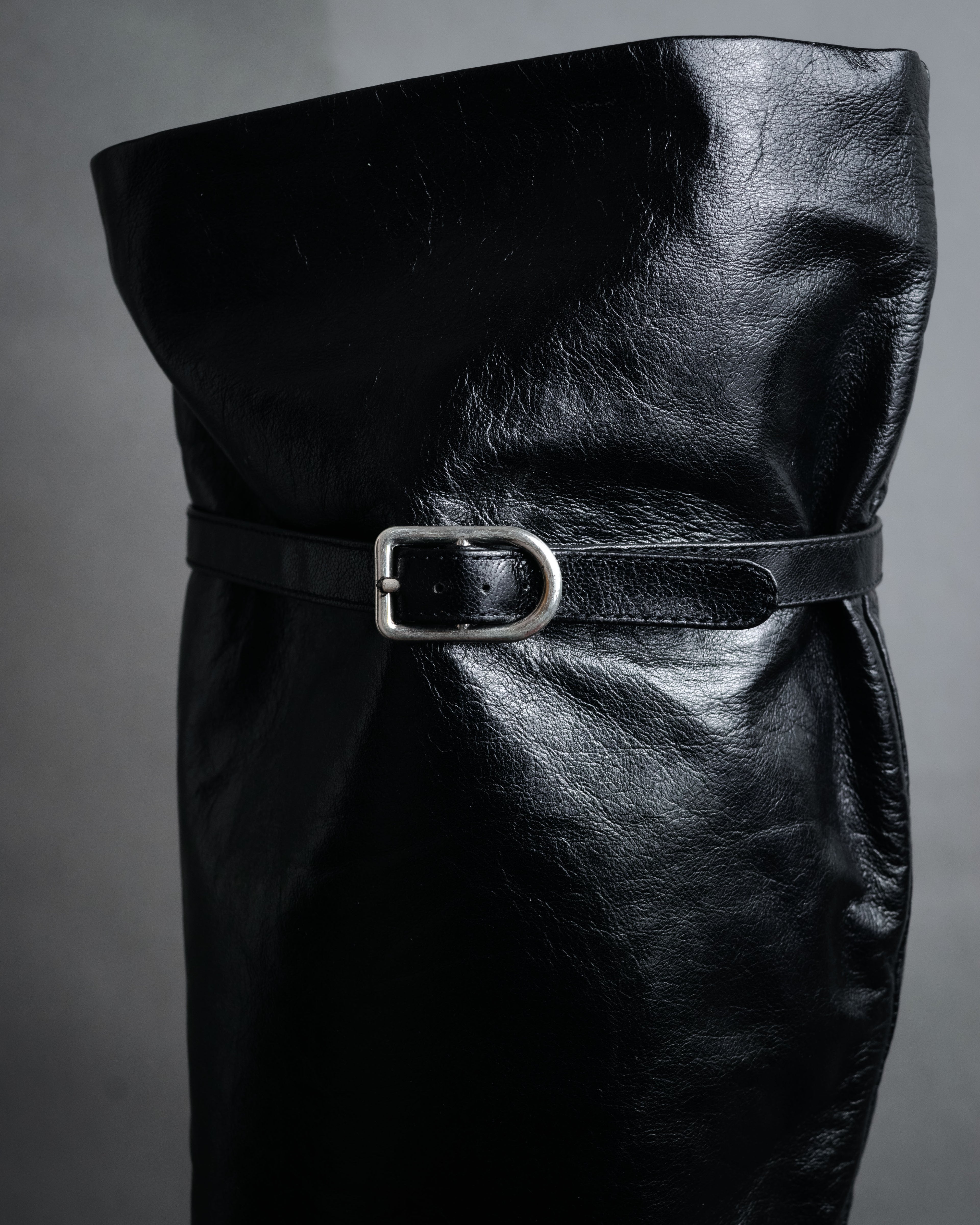 “BOTTEGA VENETA” 2008-2014 Minimal knee-high leather boots