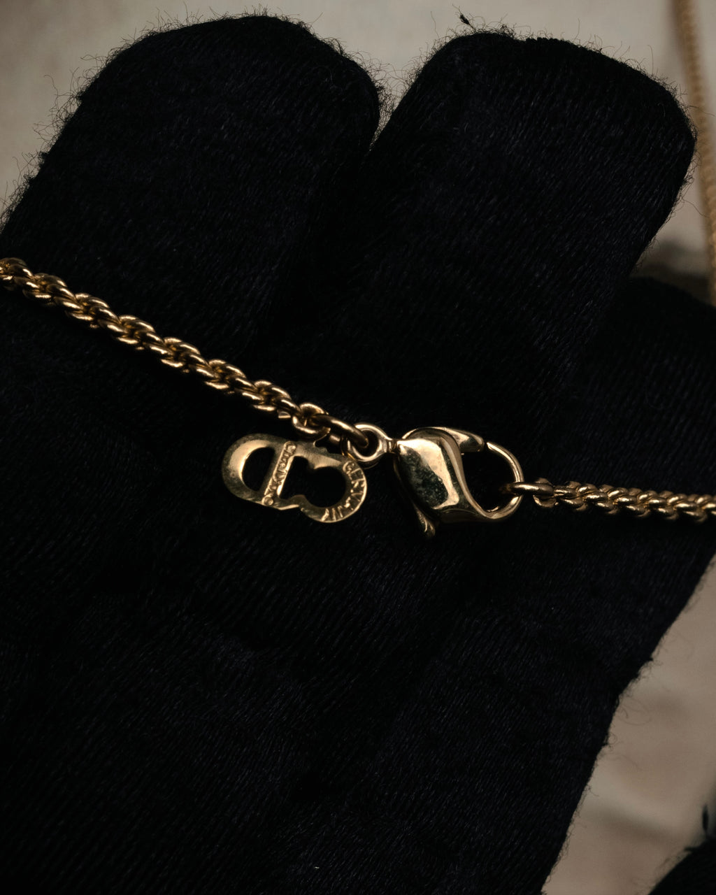 “Christian Dior” 90’s Dune charm long necklace