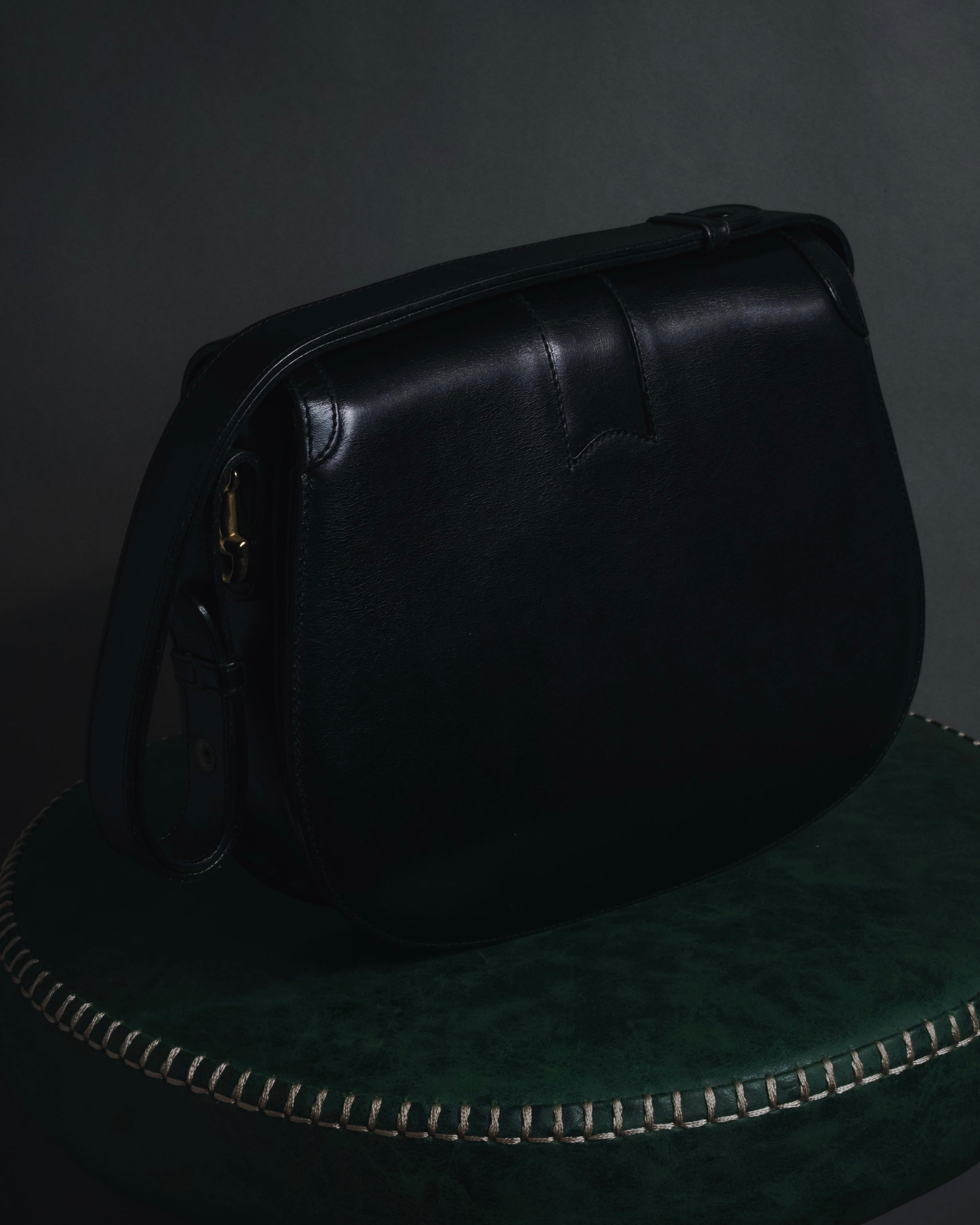 グッチ GUCCI GG金具 ボックスカーフ ショルダーバッグ ☆最終価格 