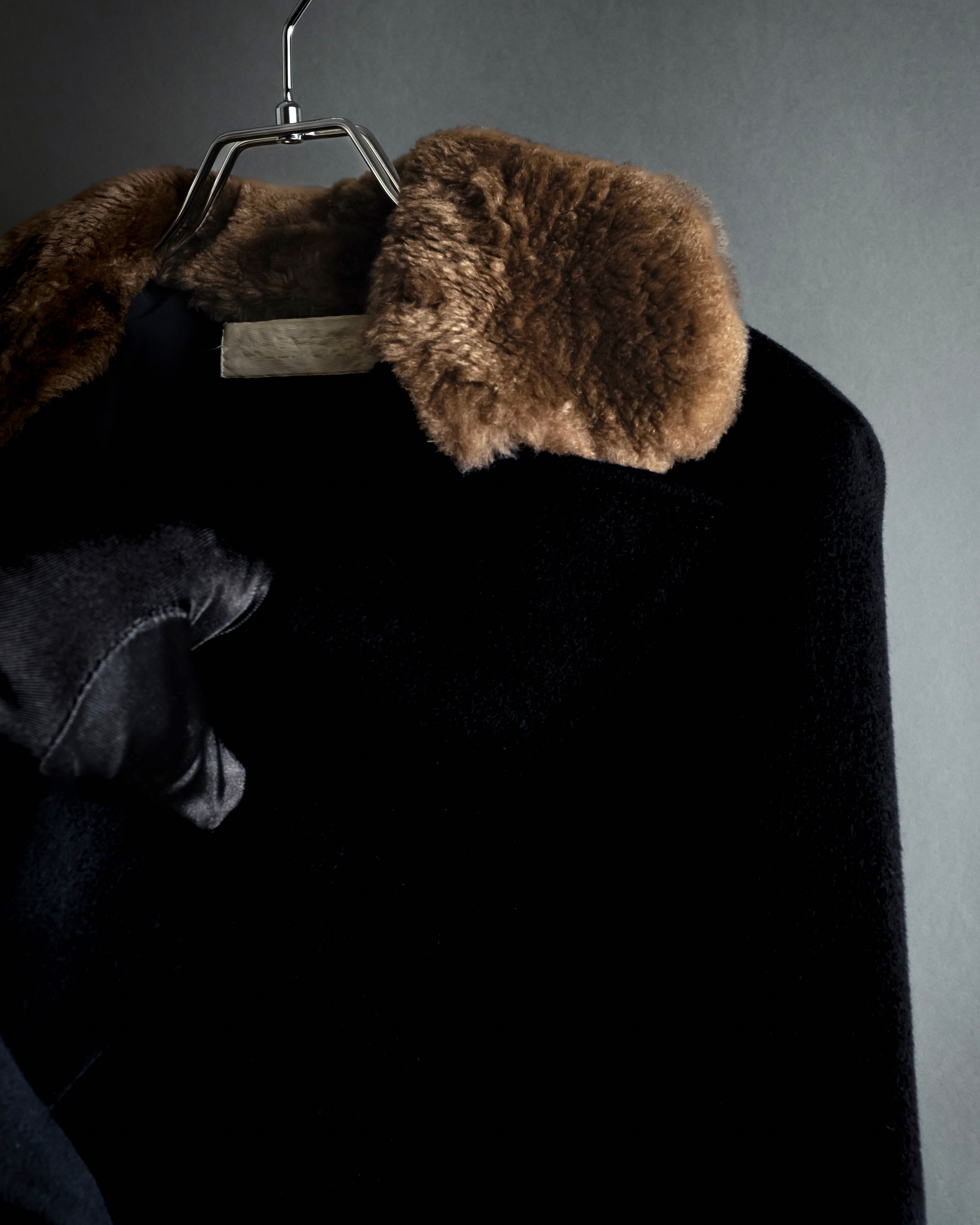 "VALENTINO" Fur collar double-breasted wool coat