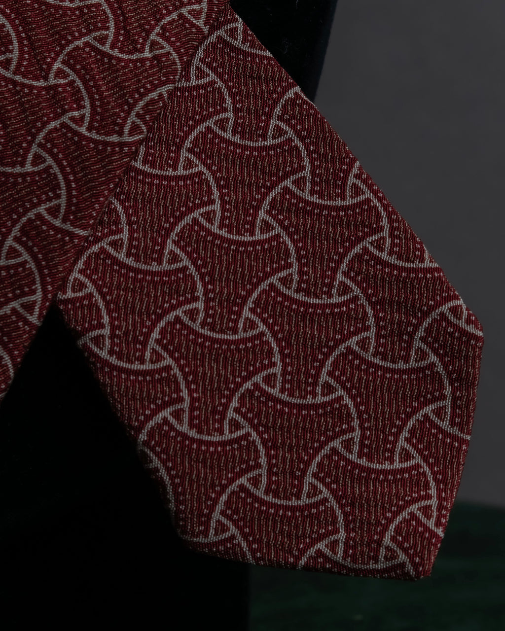 "GIORGIO ARMANI" Wave pattern silk necktie