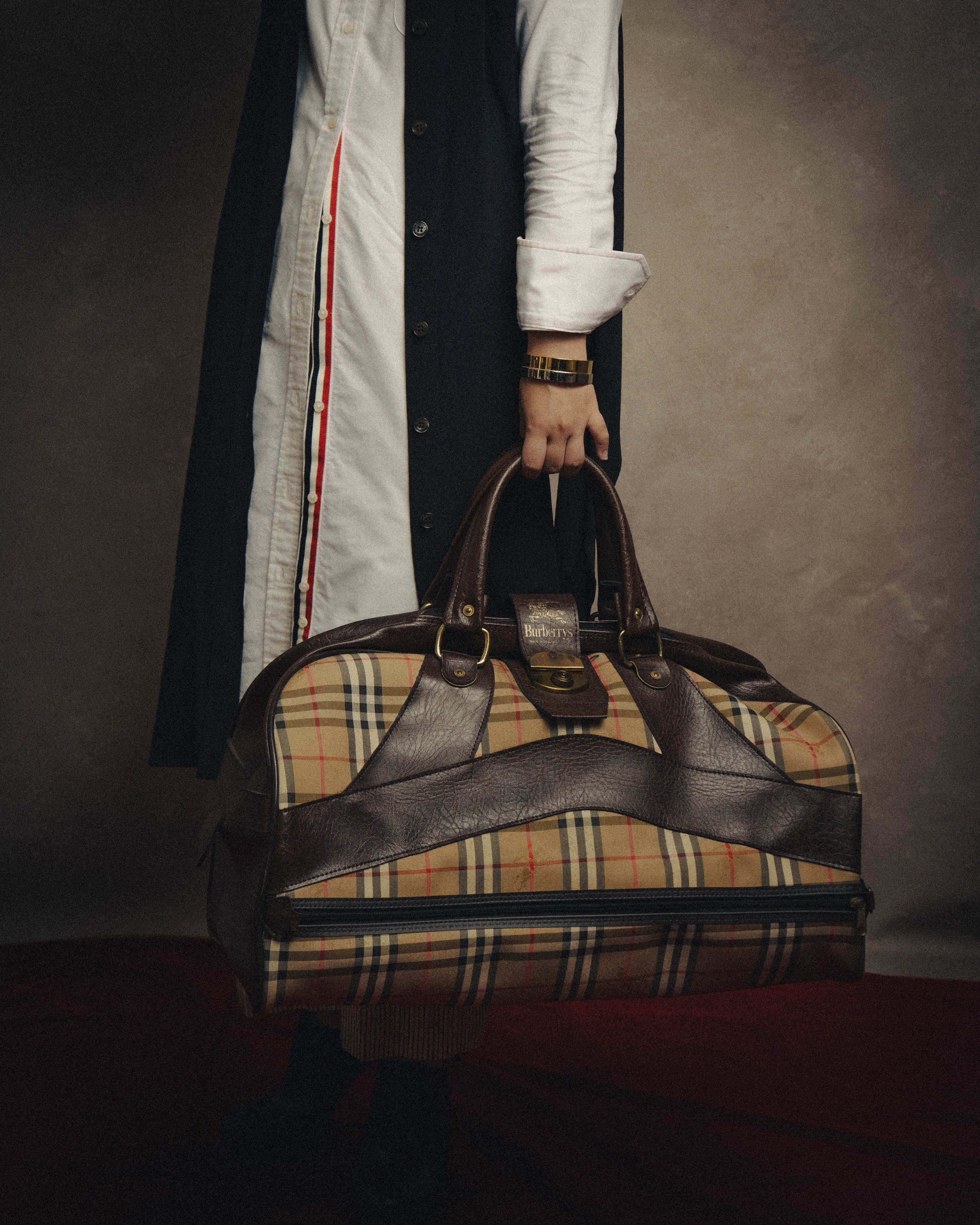 -SPECIAL- "Burberrys" 80's-90's Classic check textured leather boston bag
