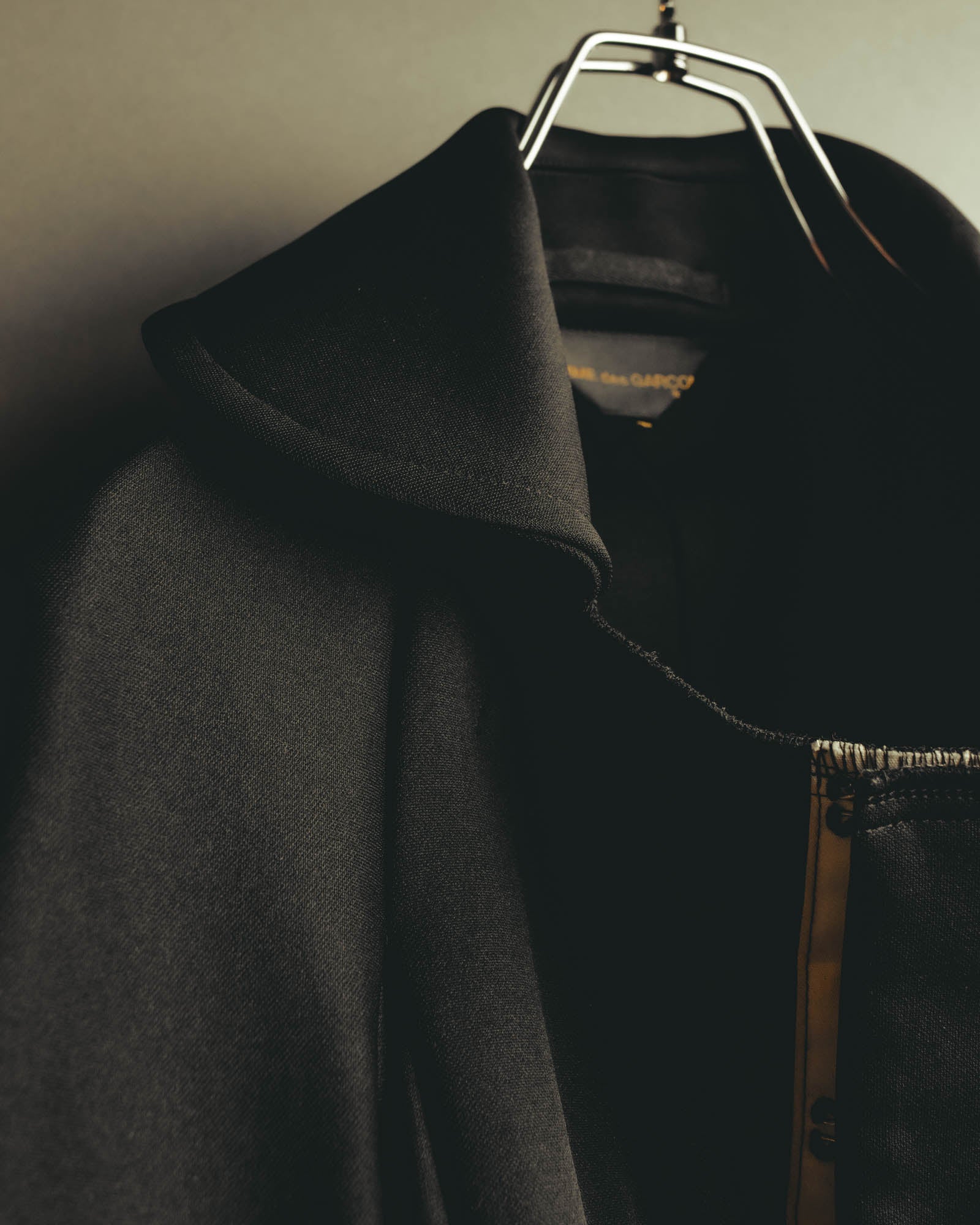 "COMME des GARÇONS" 00's Deconstructed nylon jacket