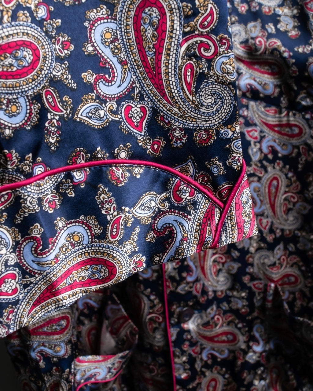 "Christian Dior" 100% silk paisley pajama set