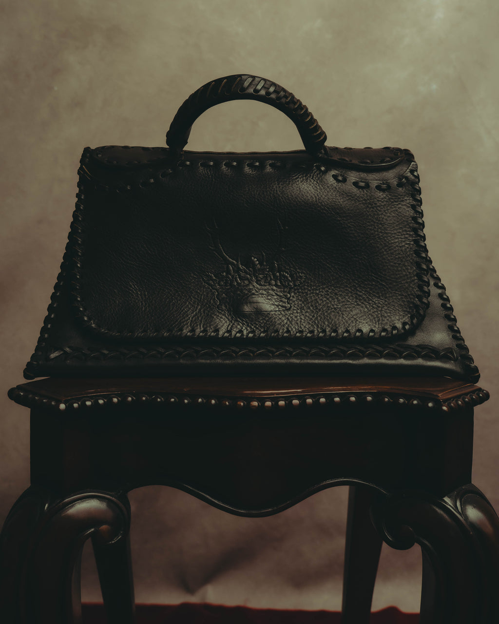 -SPECIAL- “FENDI” 80’s-90’s Coat of arms embossed whipstitched leather handbag