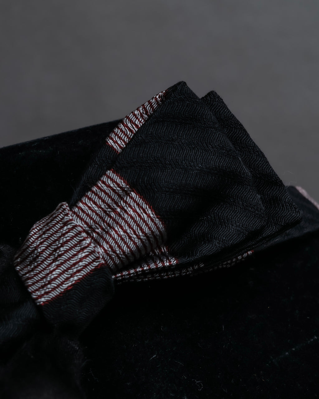 "DRIES VAN NOTTEN" Herringbone striped silk bow tie