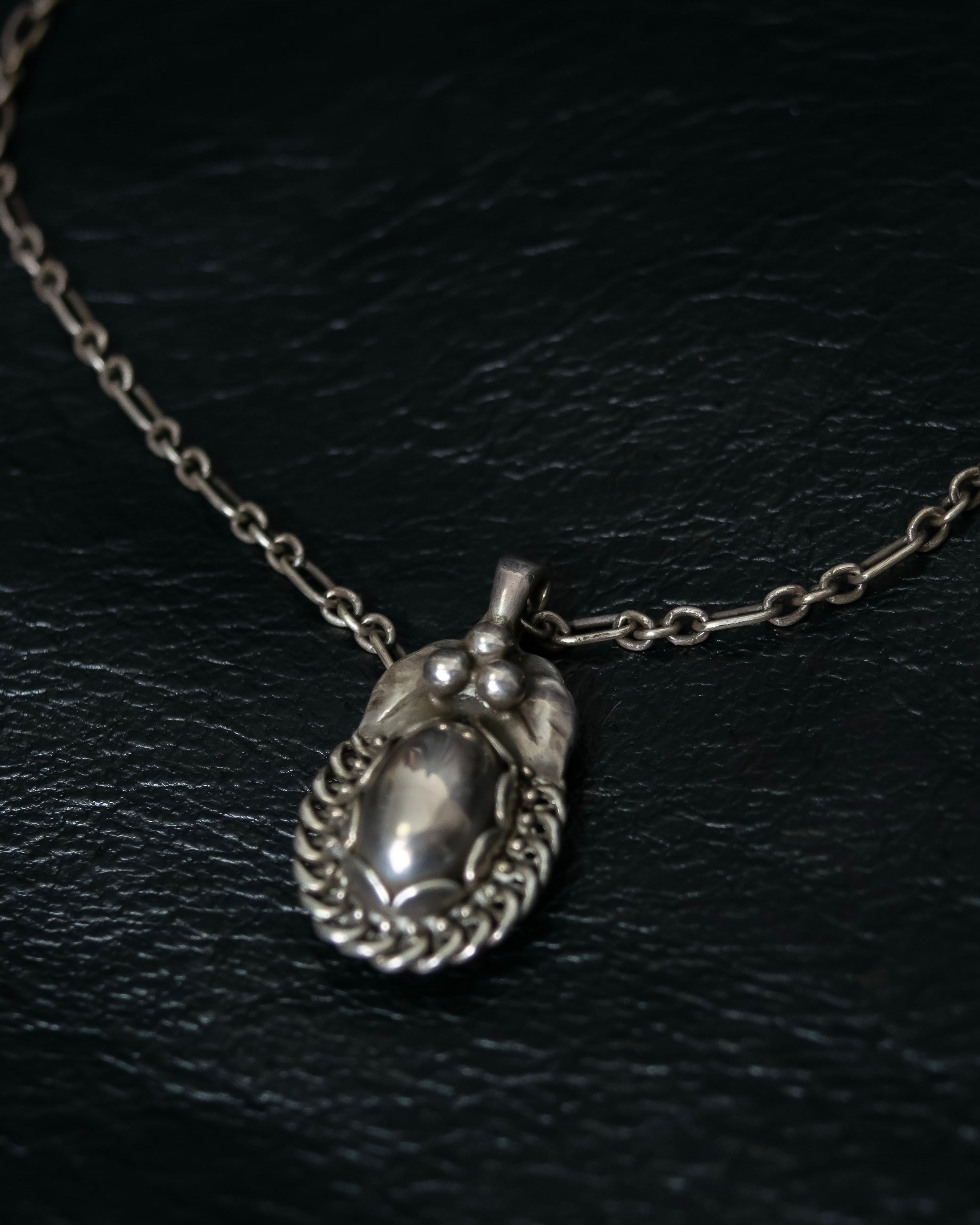 “Georg Jensen” Pendant of the year 1992 silver necklace