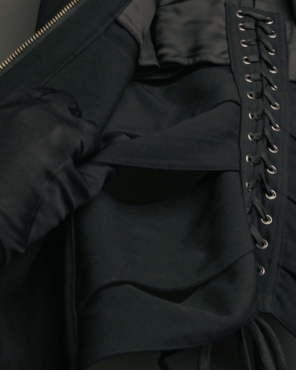 -SPECIAL- “Jean Paul GAULTIER FEMME” 2005-2011 Corset lace-up tailored zip jacket