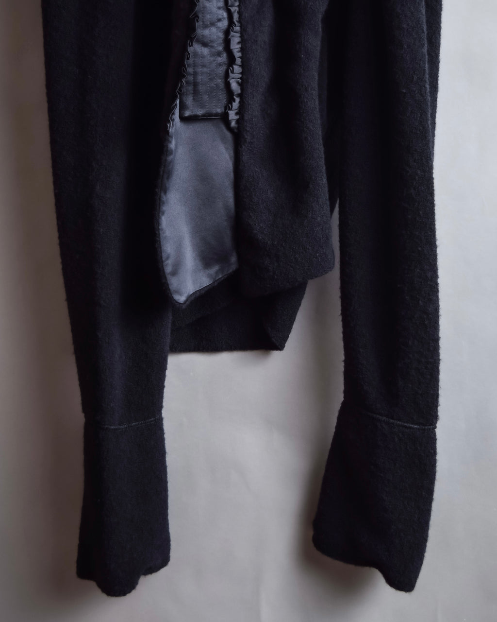 "GIANFRANCO FERRE" Structured wool satin ruffle inner detail set up