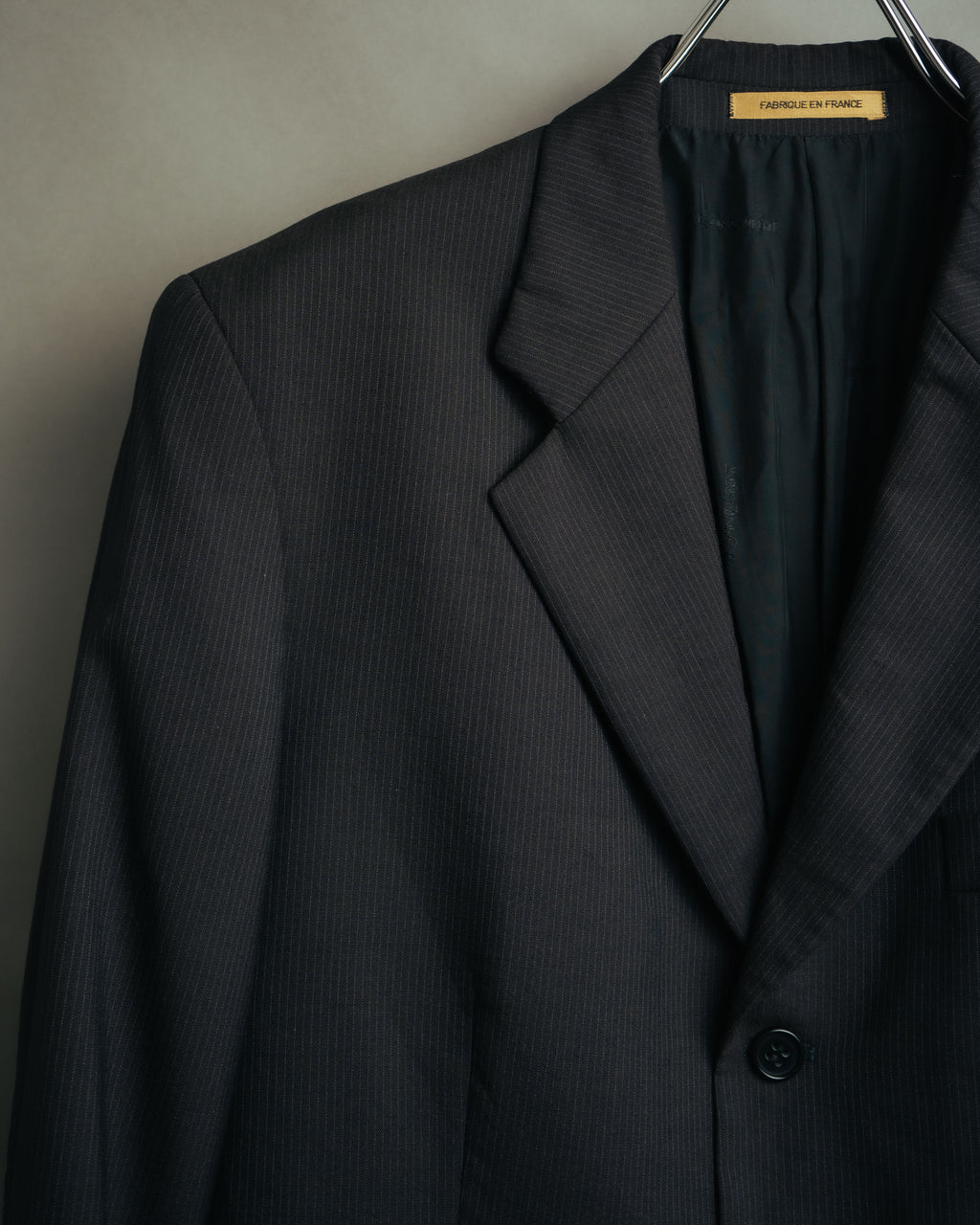 -MOOD Vintage Collections-
90’s Pinstripe wool tailored jacket
by Yves Saint Laurent pour homme