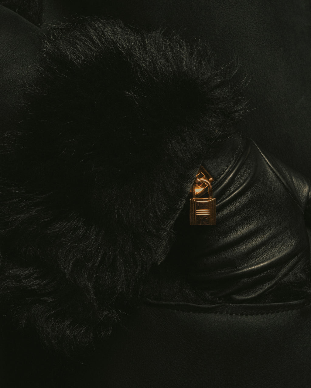 -SPECIAL- "GUCCI" 90's-00's Leather combination fur long coat