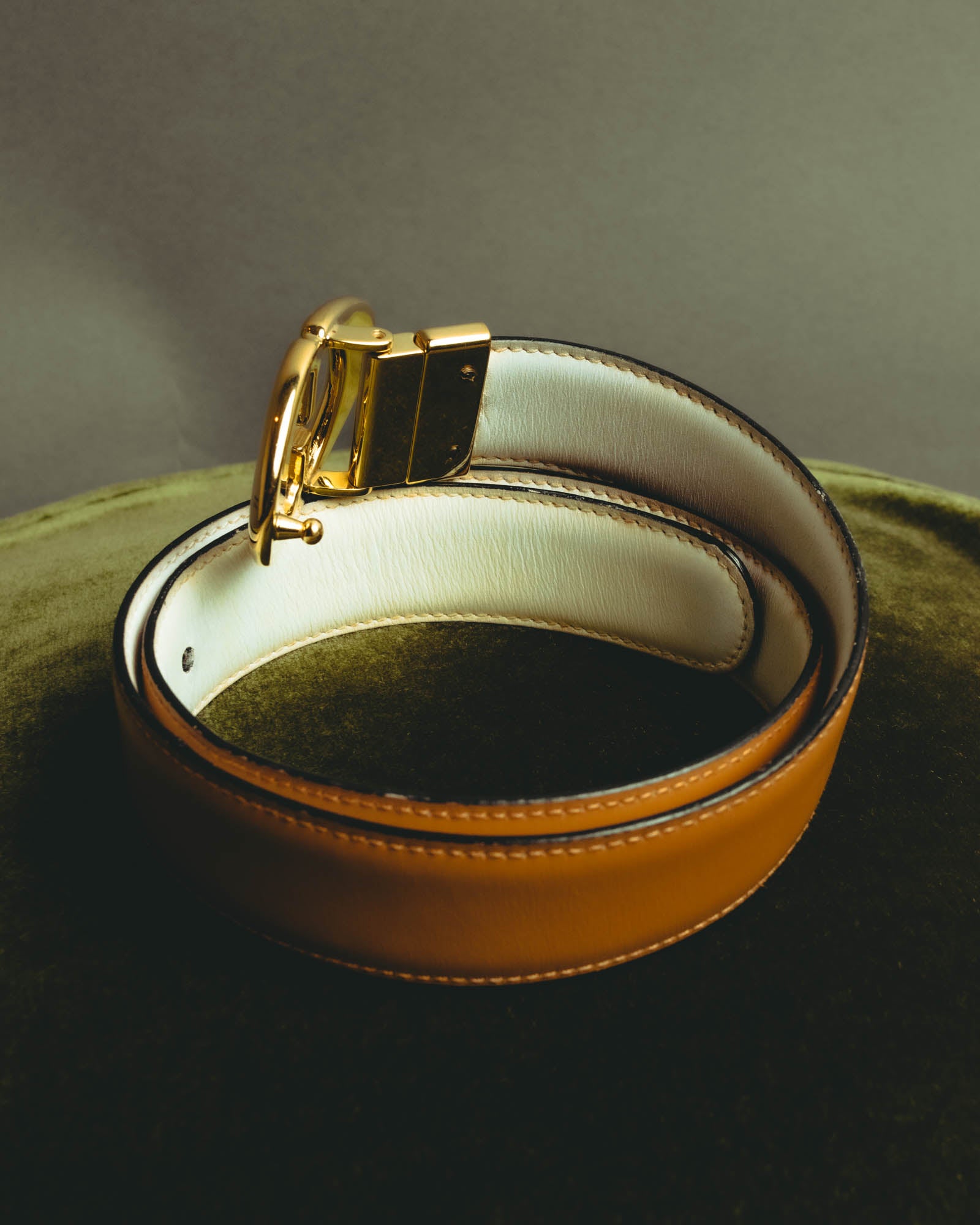 “Gucci” Leather reversible Double G belt