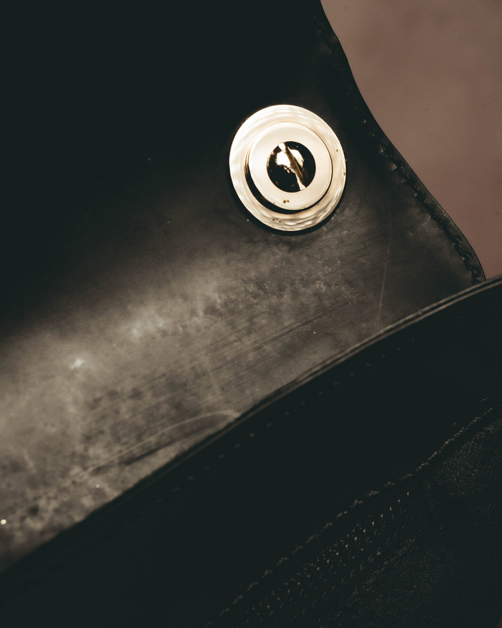 "Salvatore Ferragamo" Crocodile embossed Gancini shoulder bag