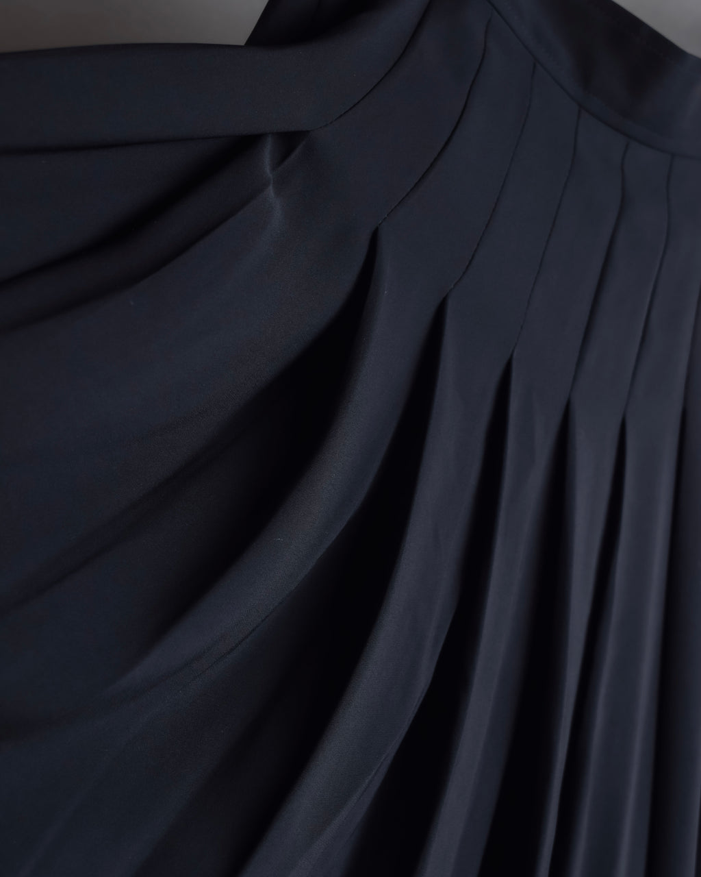 "Chloe" Fold-in pleats maxi length skirt