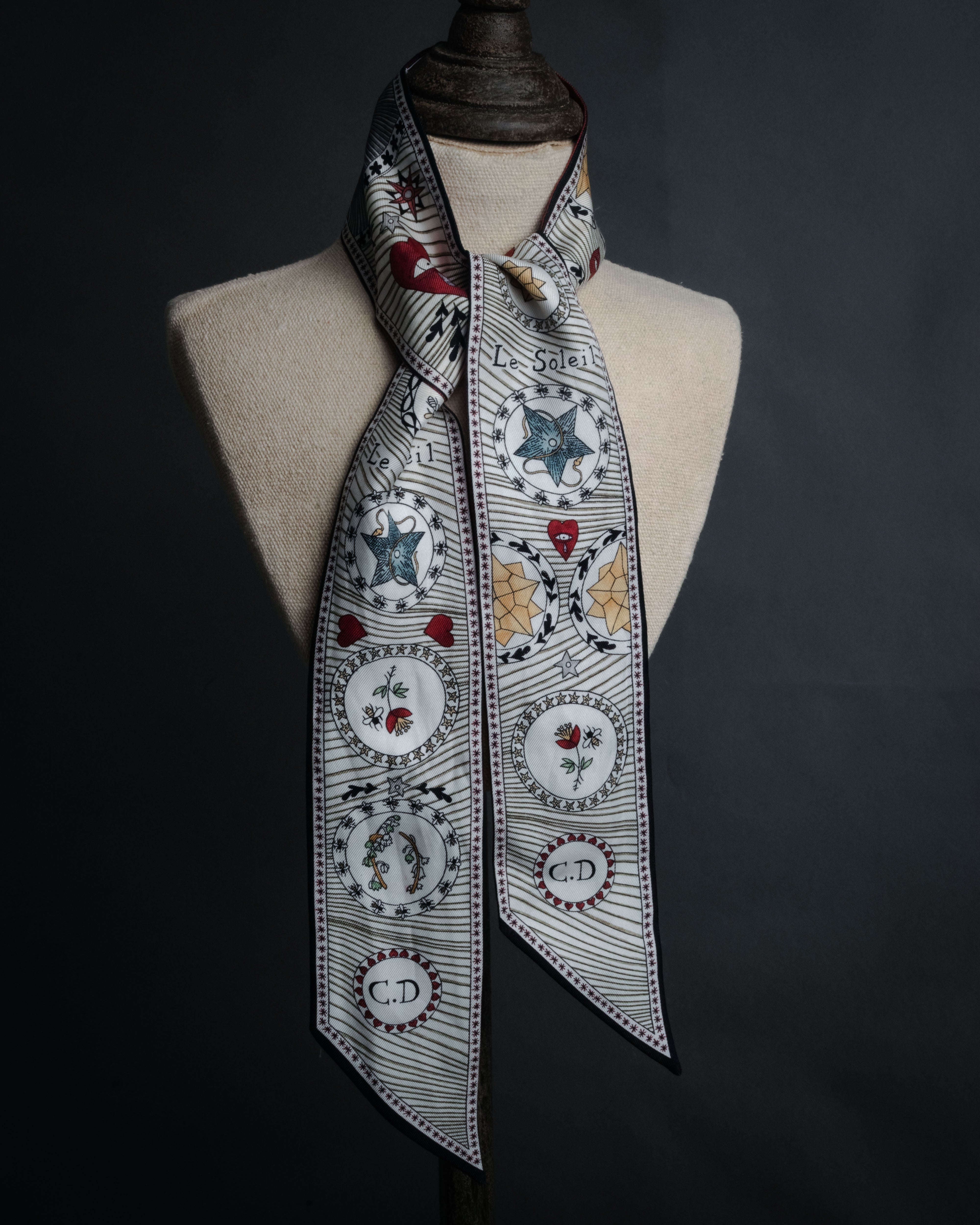 Christian Dior” 2018-2022 Tarot motif silk mitzah scarf – MOOD