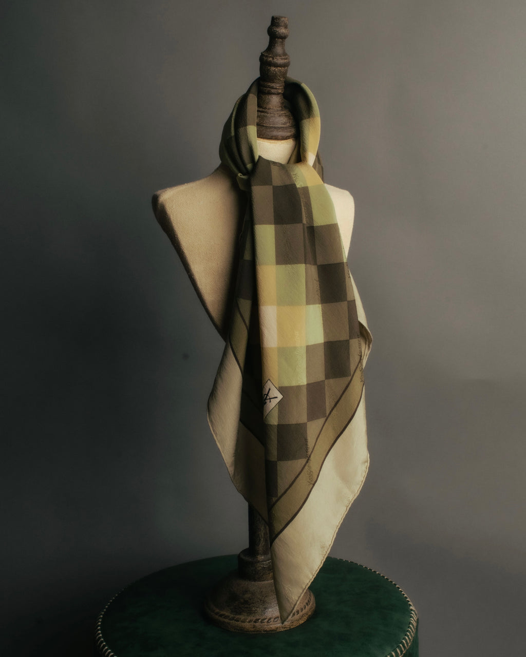 “Yves Saint Laurent” 80’s-90’s Sheer check silk scarf