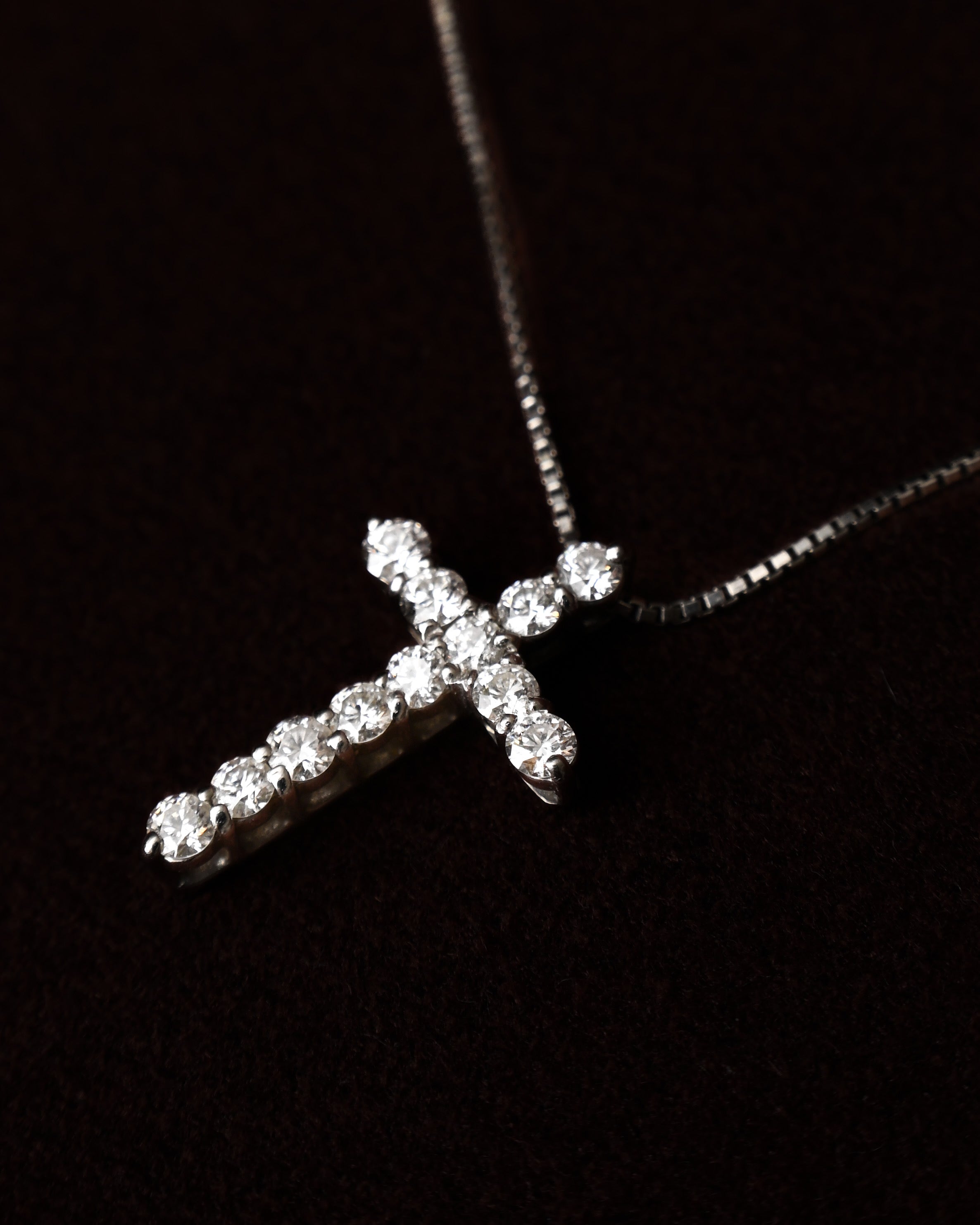 Pre-Loved/ Diamond(0.50ct) Cross Top Platinum Necklace