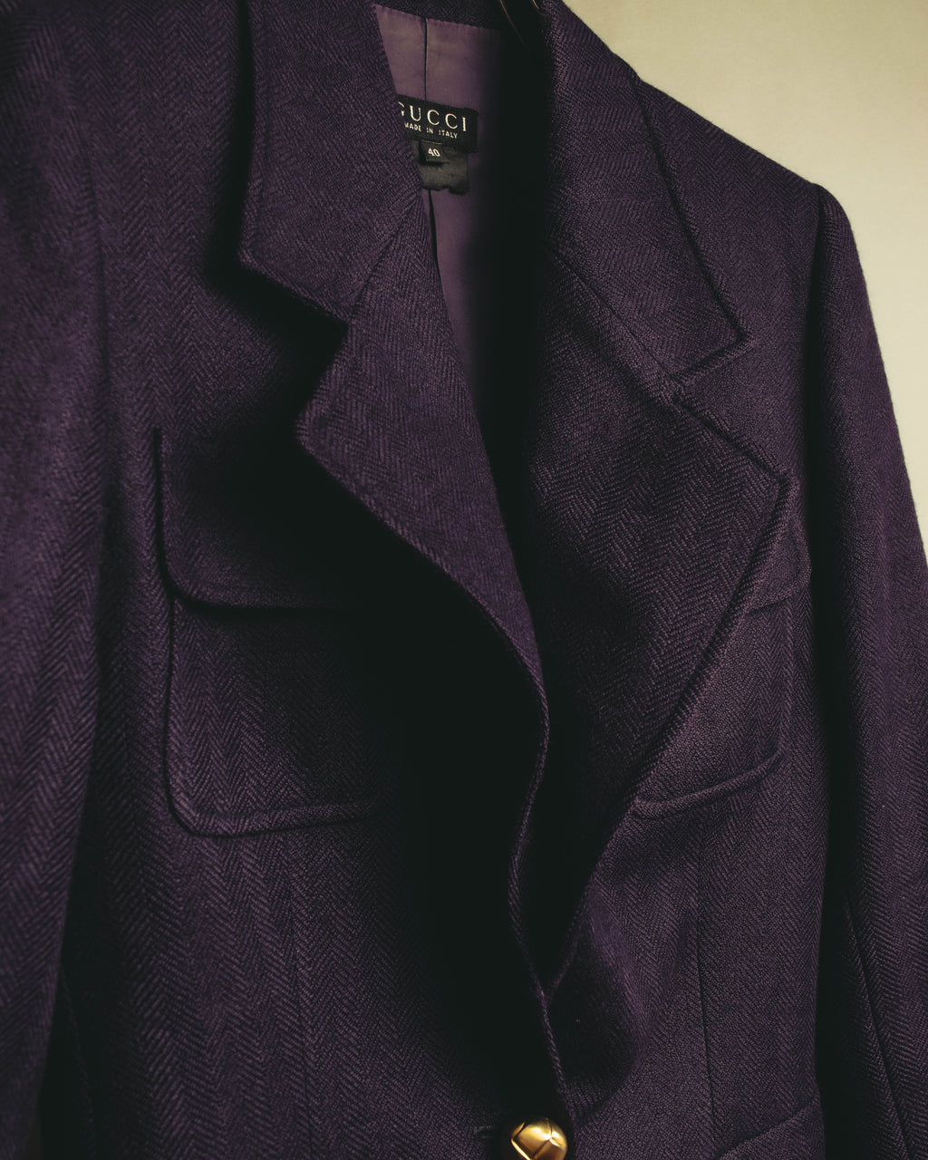 –SPECIAL– “GUCCI” 80’s-90’s Sculptural tailored blazer with gold buttons