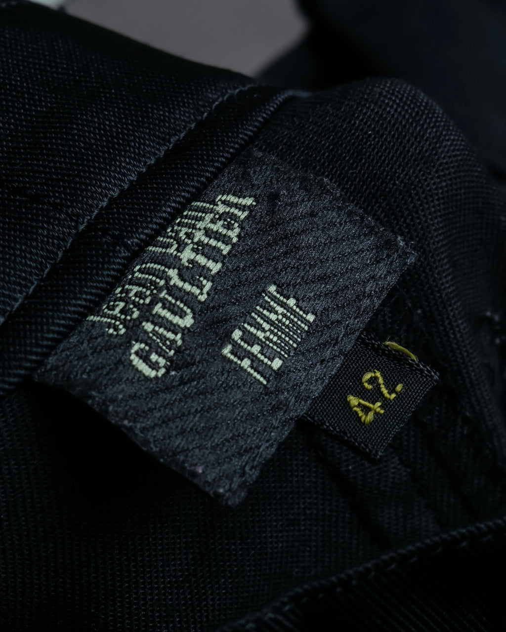 "JEAN PAUL GAULTIER MAILLE FEMME" Side panel design flared skirt