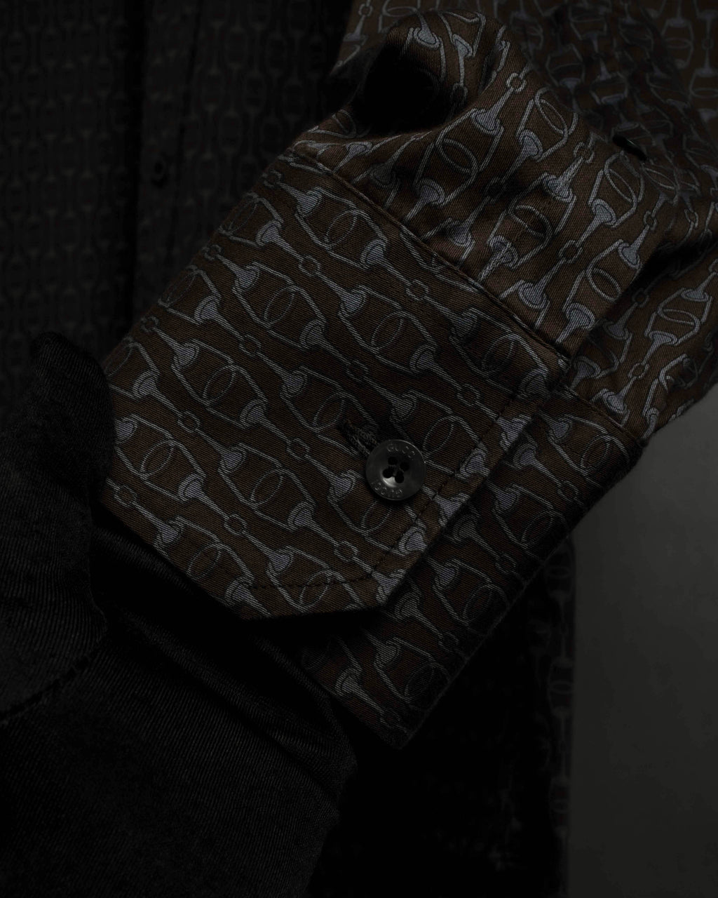 "GUCCI" Horsebit pattern shaped shirt