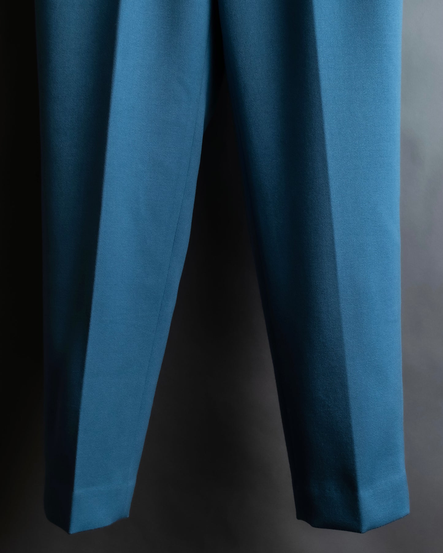 "DRAWER" Beautiful light blue tapered silhouette slacks