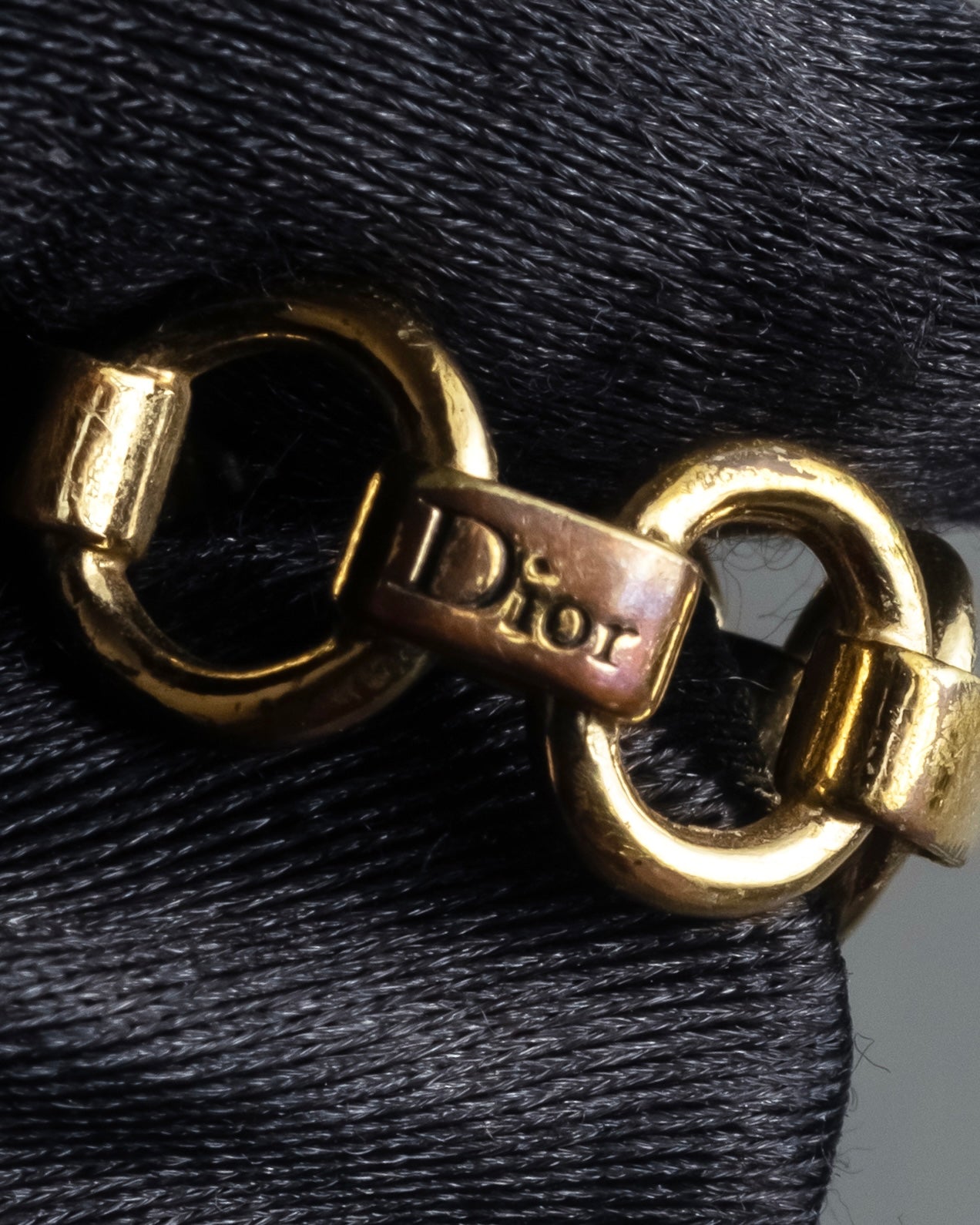 "Christian Dior" Pearl charm top chain link arm ring