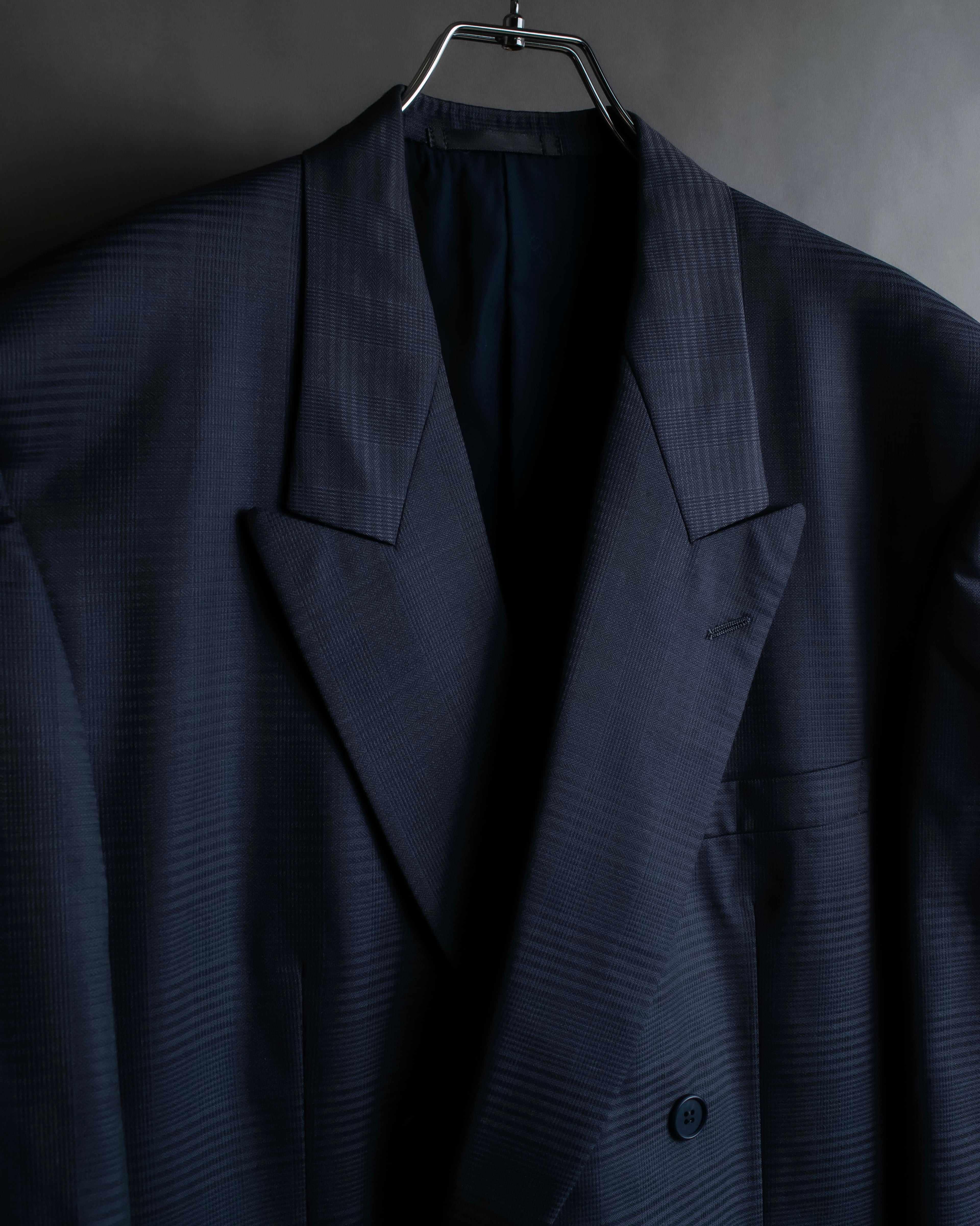 "CHRISTIAN DIOR MONSIEUR"
Shadow check pattern structured set up