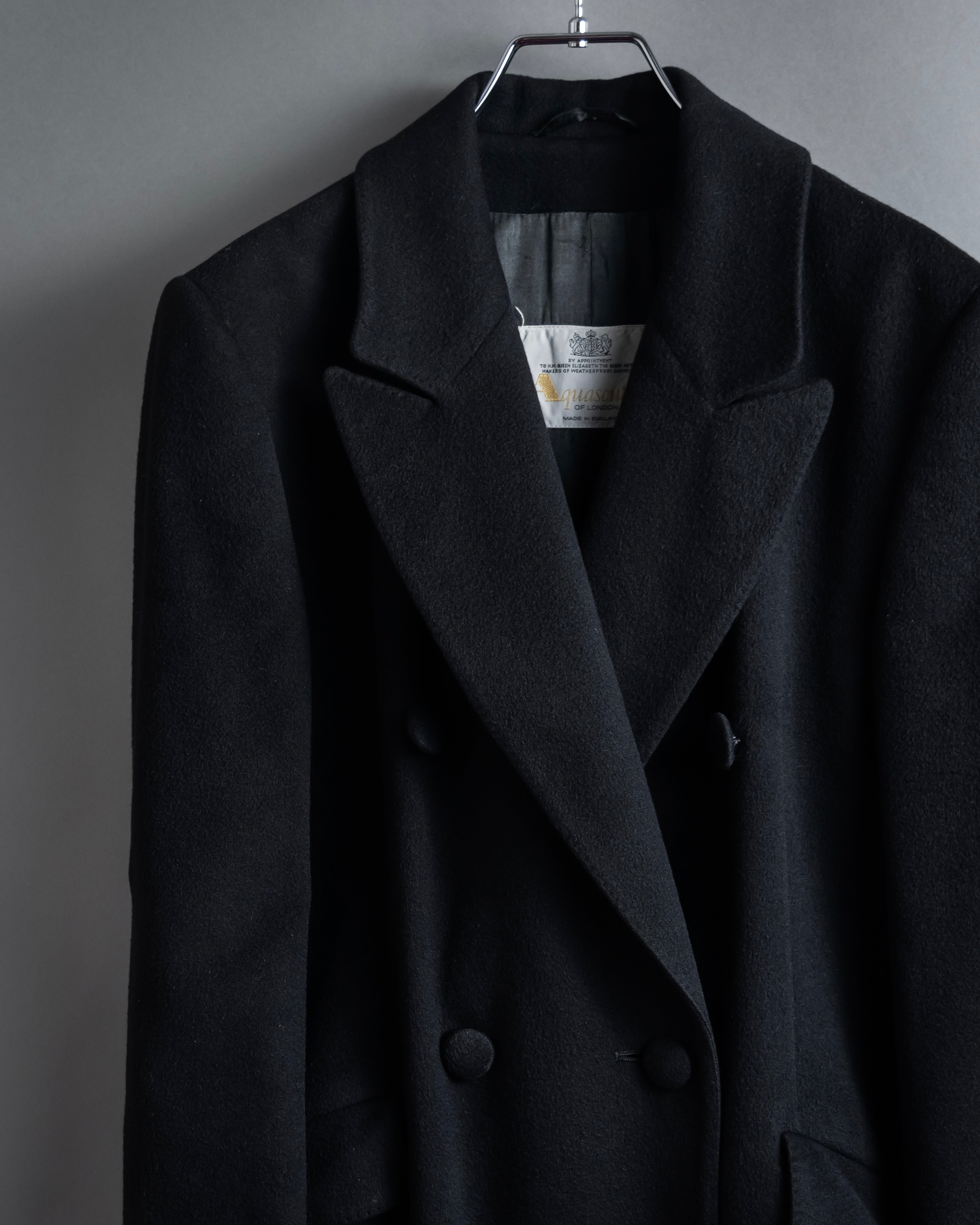 "Aquascutum" Elegantly tailored double-breasted long chester coat
