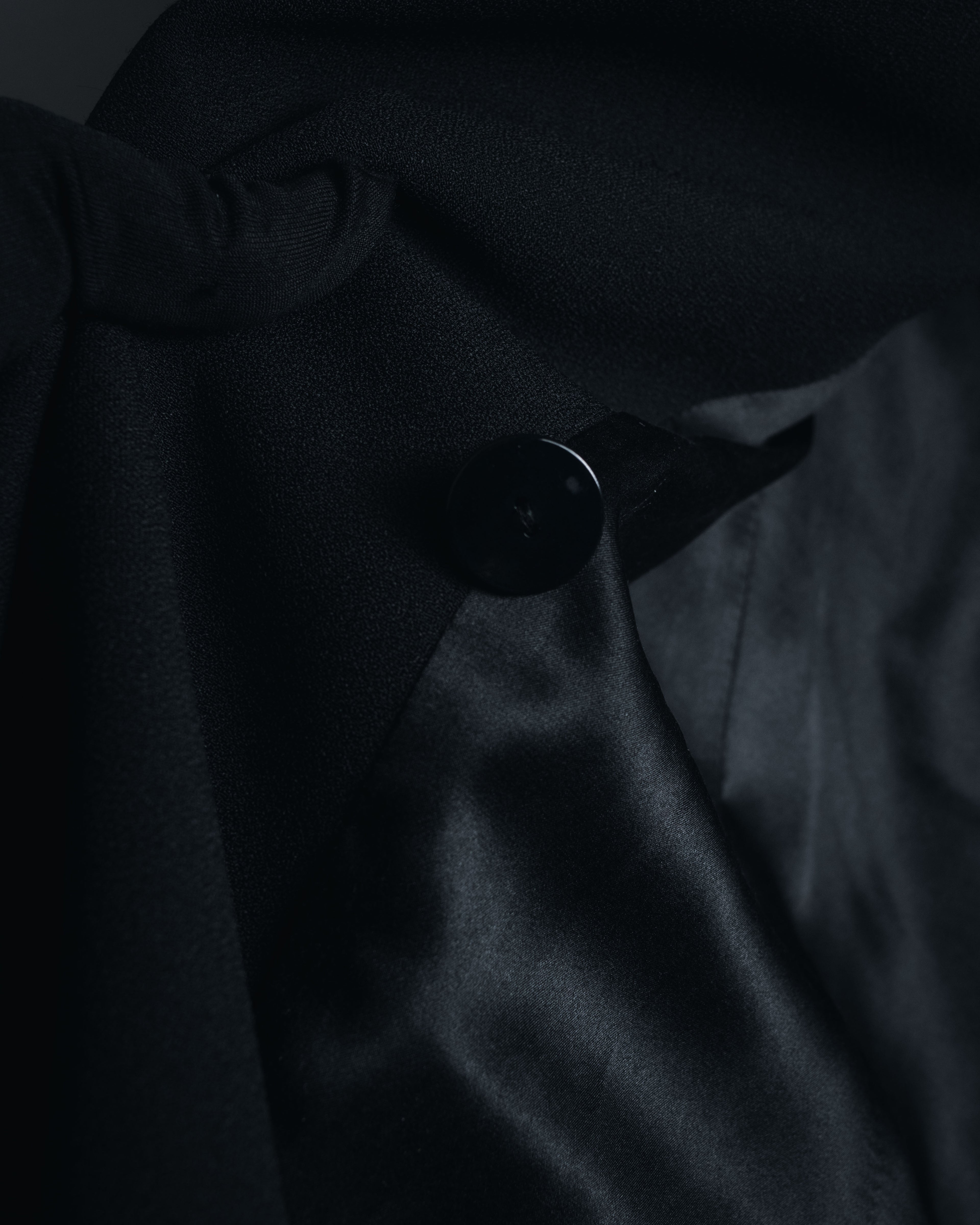 –SPECIAL– "Christian Dior"
98SS fringed peak lapel double breasted jacket