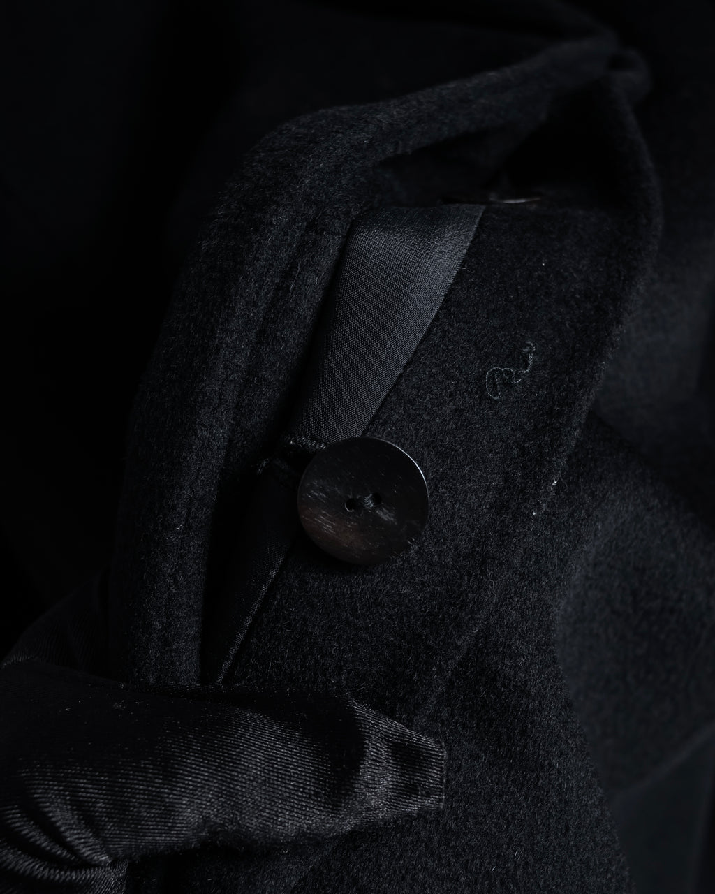 "FENDI" 00's-10's Karl Lagerfeld design shaped long coat