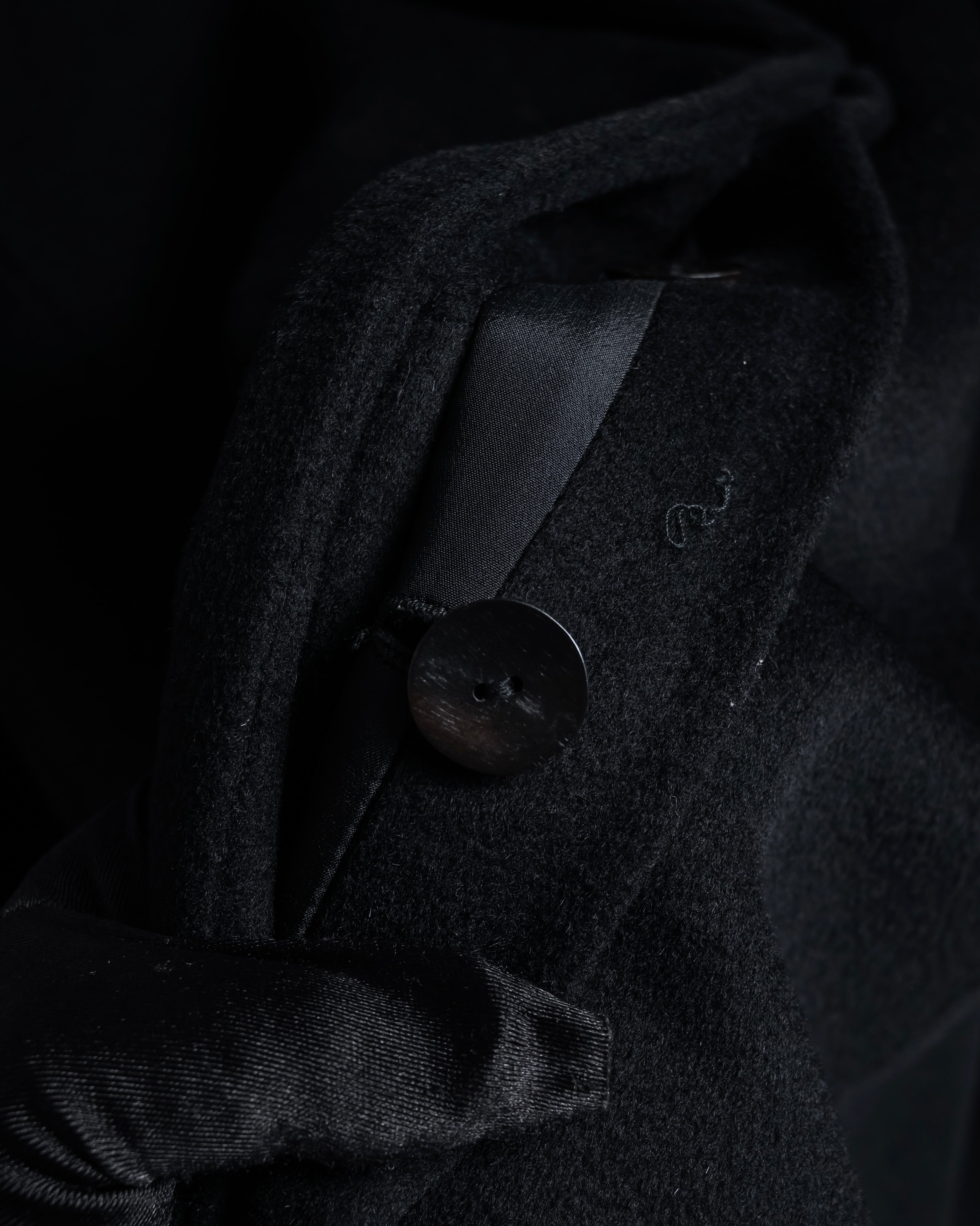 "FENDI" 00's-10's Karl Lagerfeld design shaped long coat