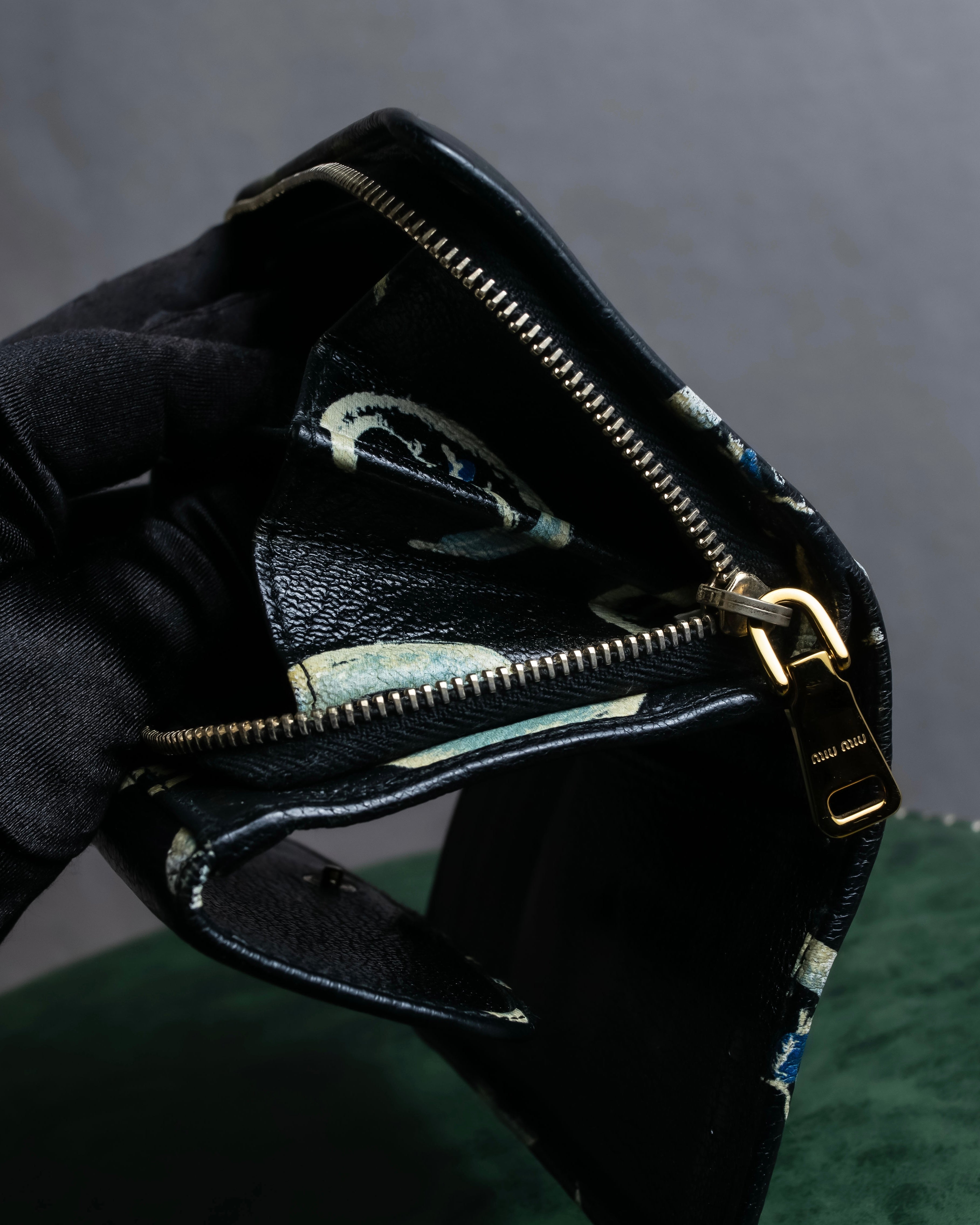 "MIU MIU" Crescent moon print compact wallet