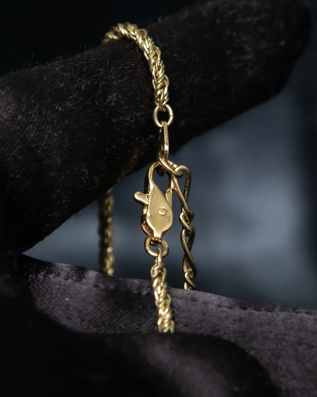 “Yves Saint Laurent” antique processed gold chain necklace