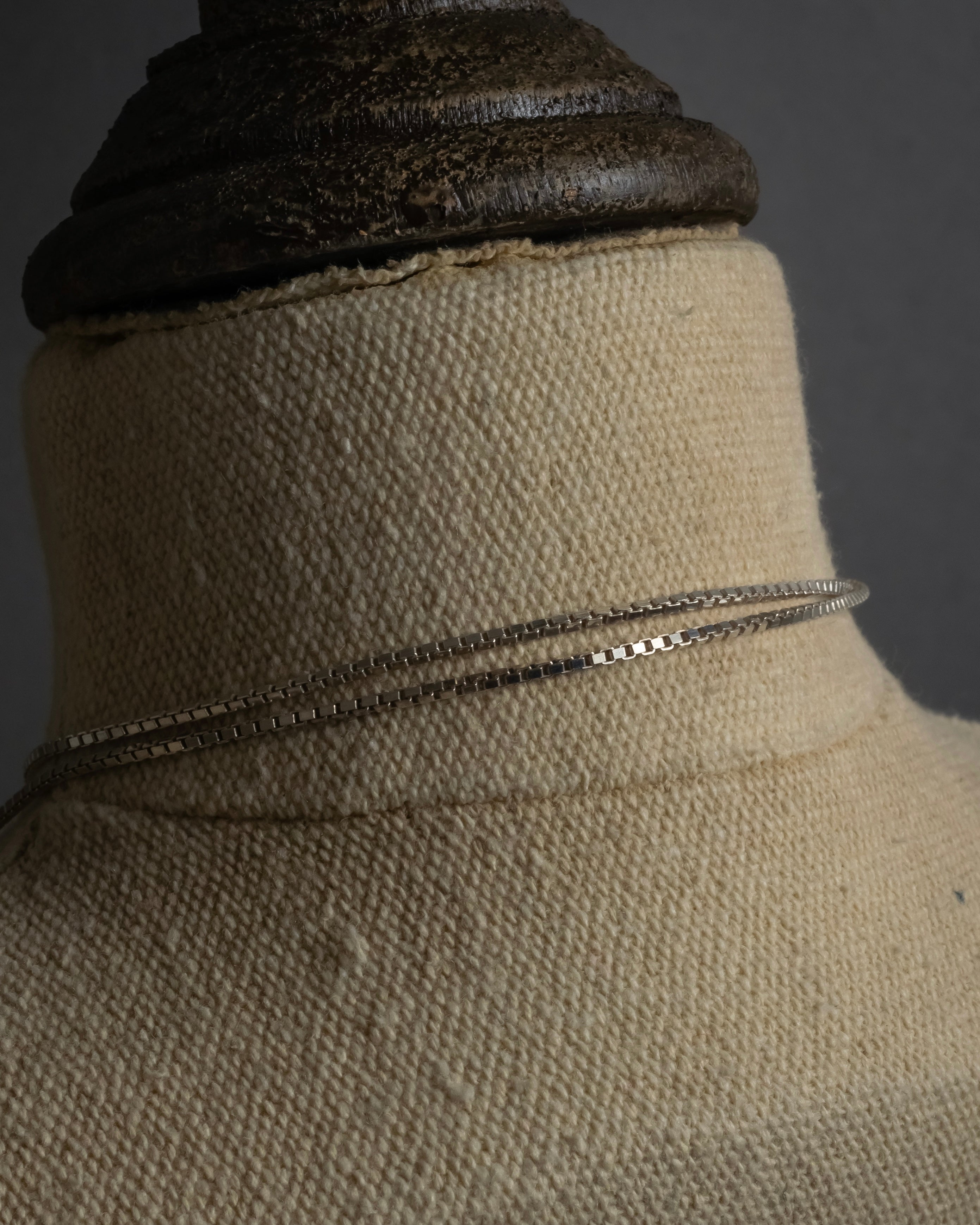 "JOAQUIN BERAO" Tulip motif lariat necklace