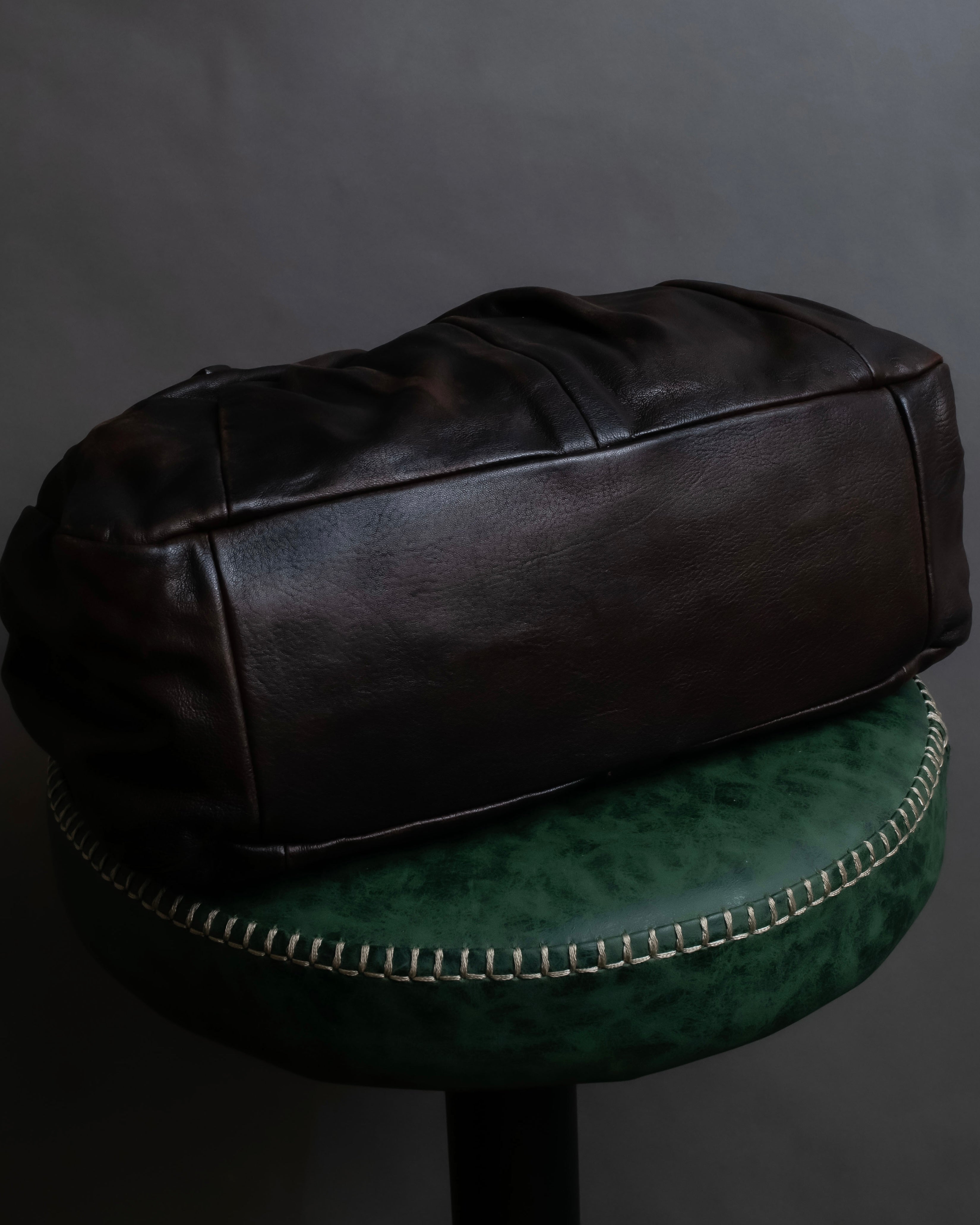 "MIU MIU" Tuck pleat design leather hand bag